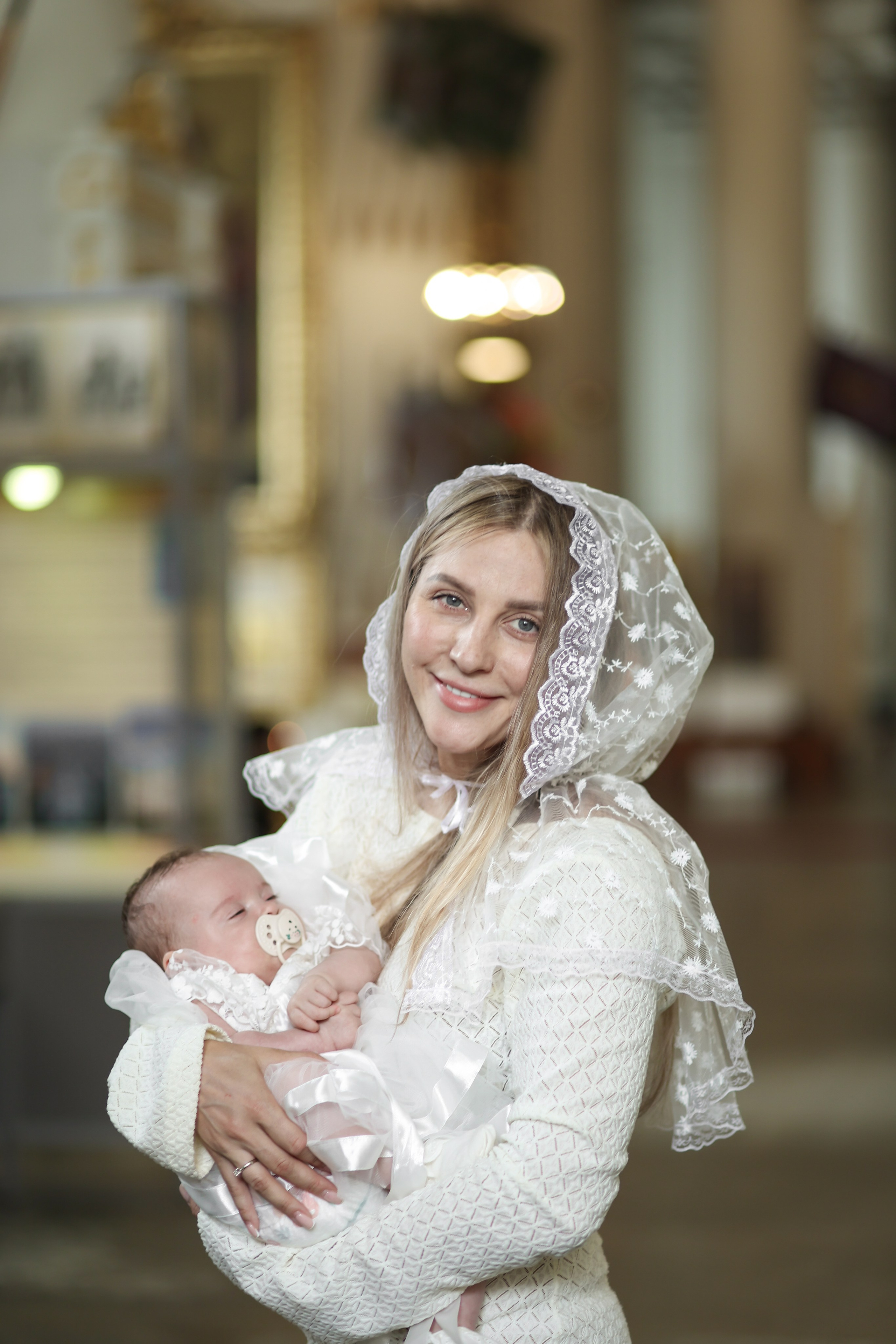 Крещение Софии. Репортажный и портретный фотограф в Санктпетербурге. Видиосъемка мероприятий в Санкт-Петербурге