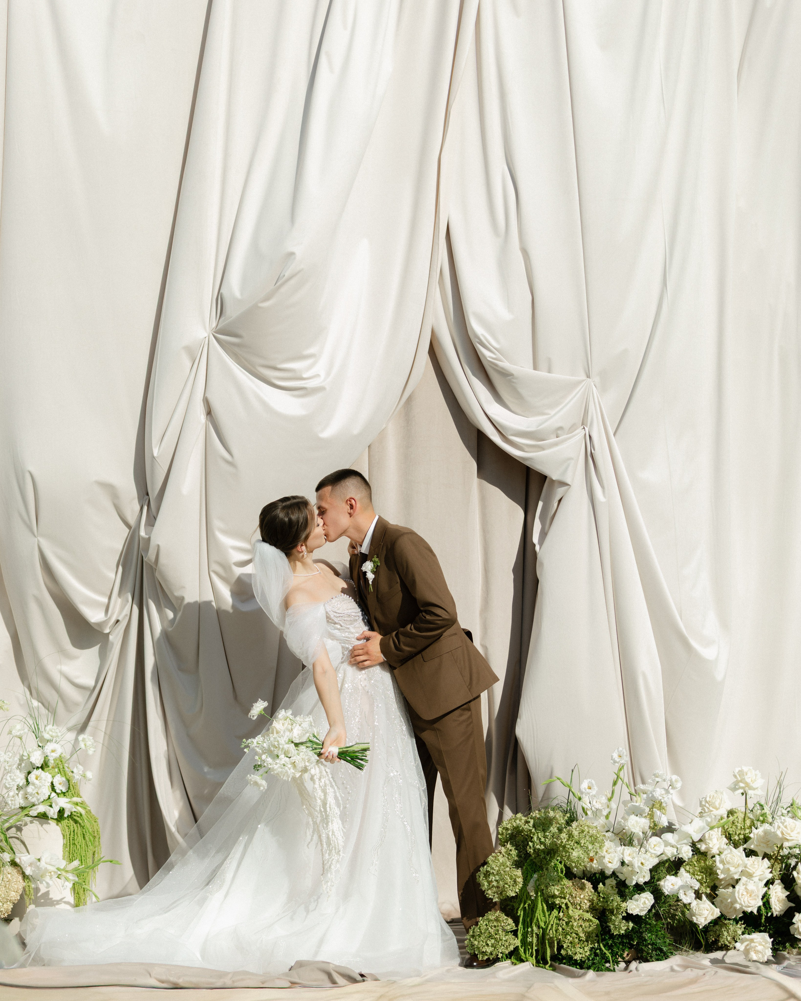 И жили они долго и очень счастливо. Михаил и Юлия Лыженко — свадебный фотограф Волгоград