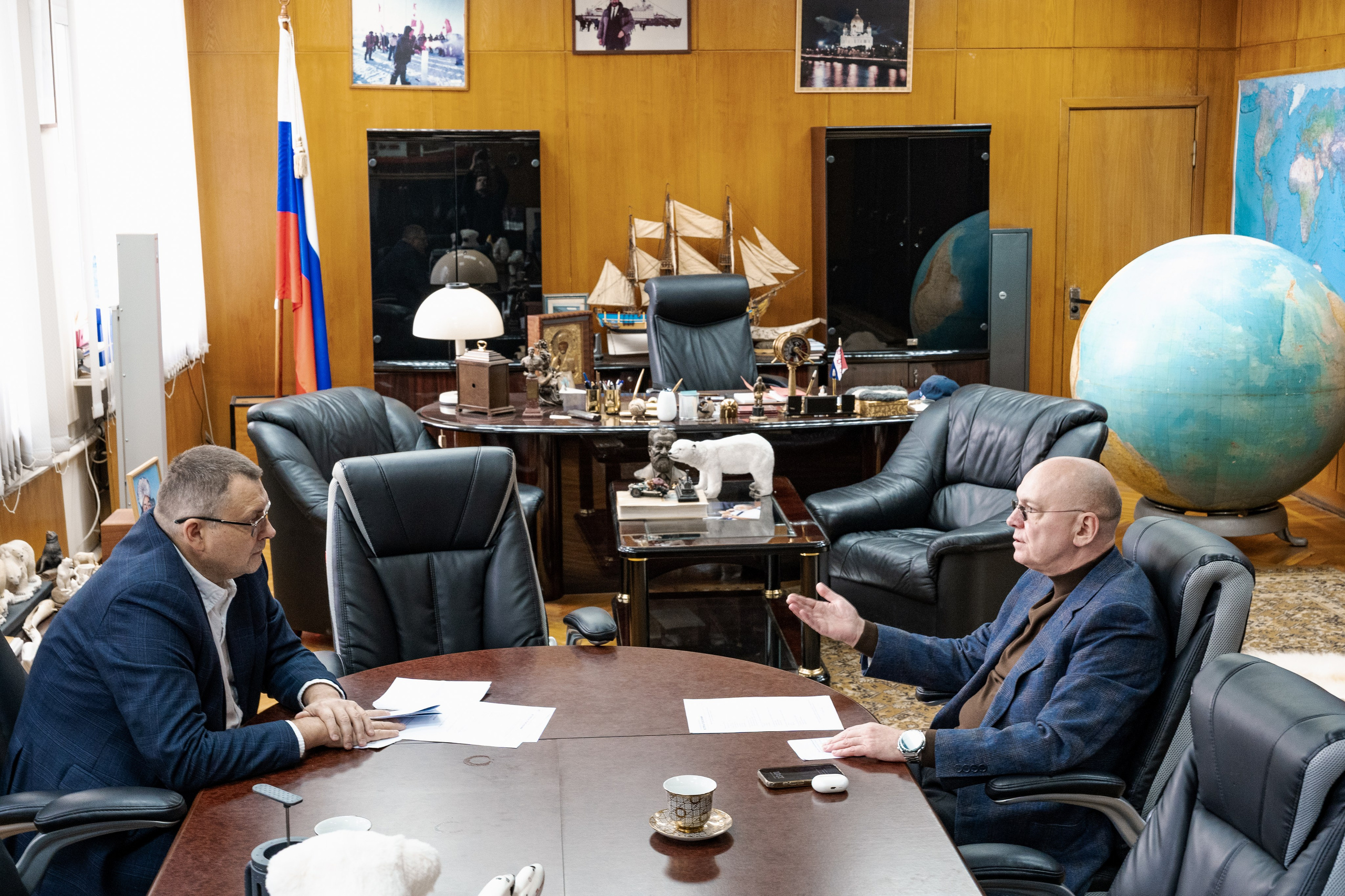 Просветительский проект Ассоциации Полярников «Встреча поколений». Фотограф Владимир Бакарюк