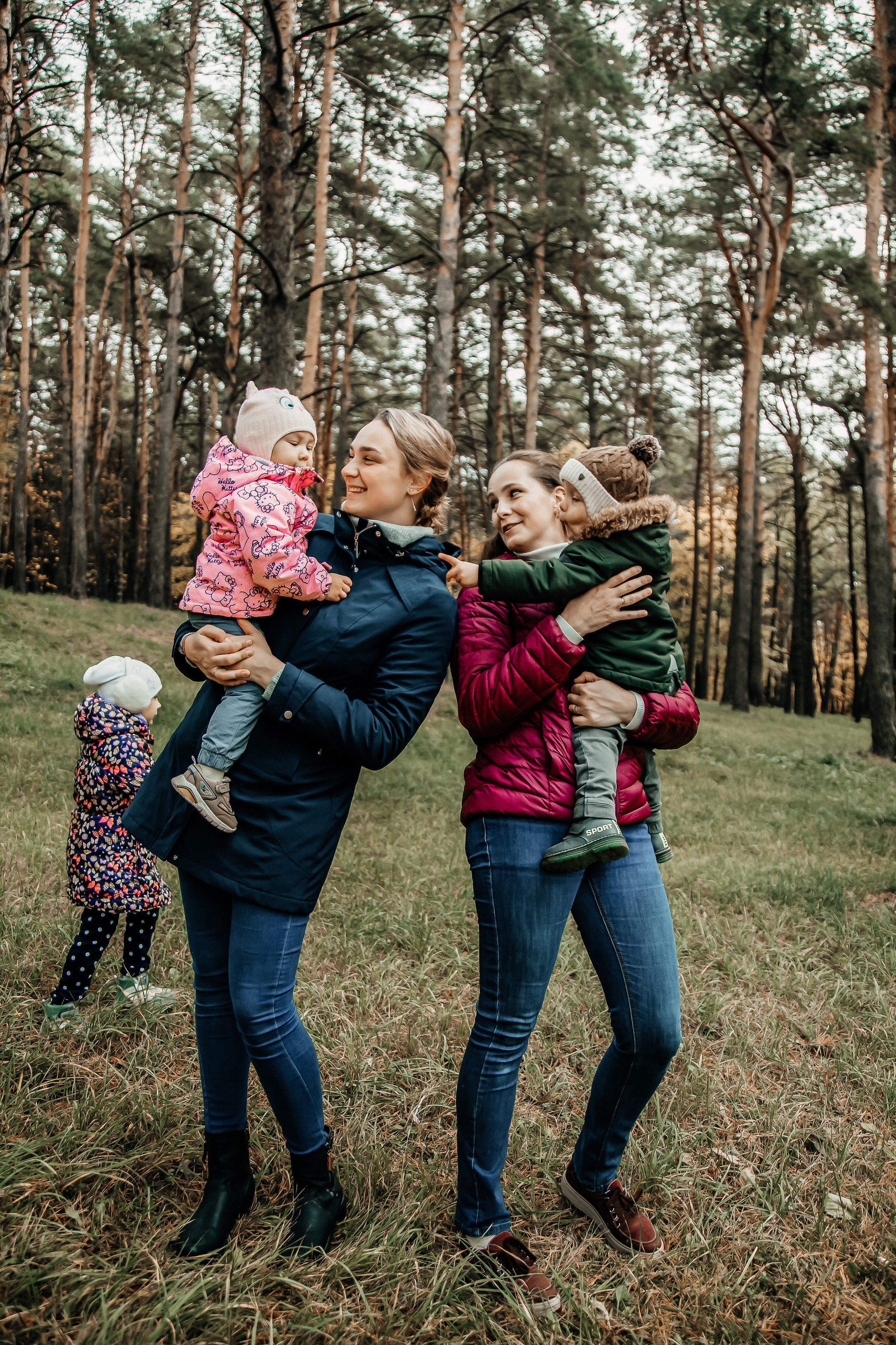 Анна с сестрой и детками. Свадебный и семейный фотограф в Минске Духович Татьяна
