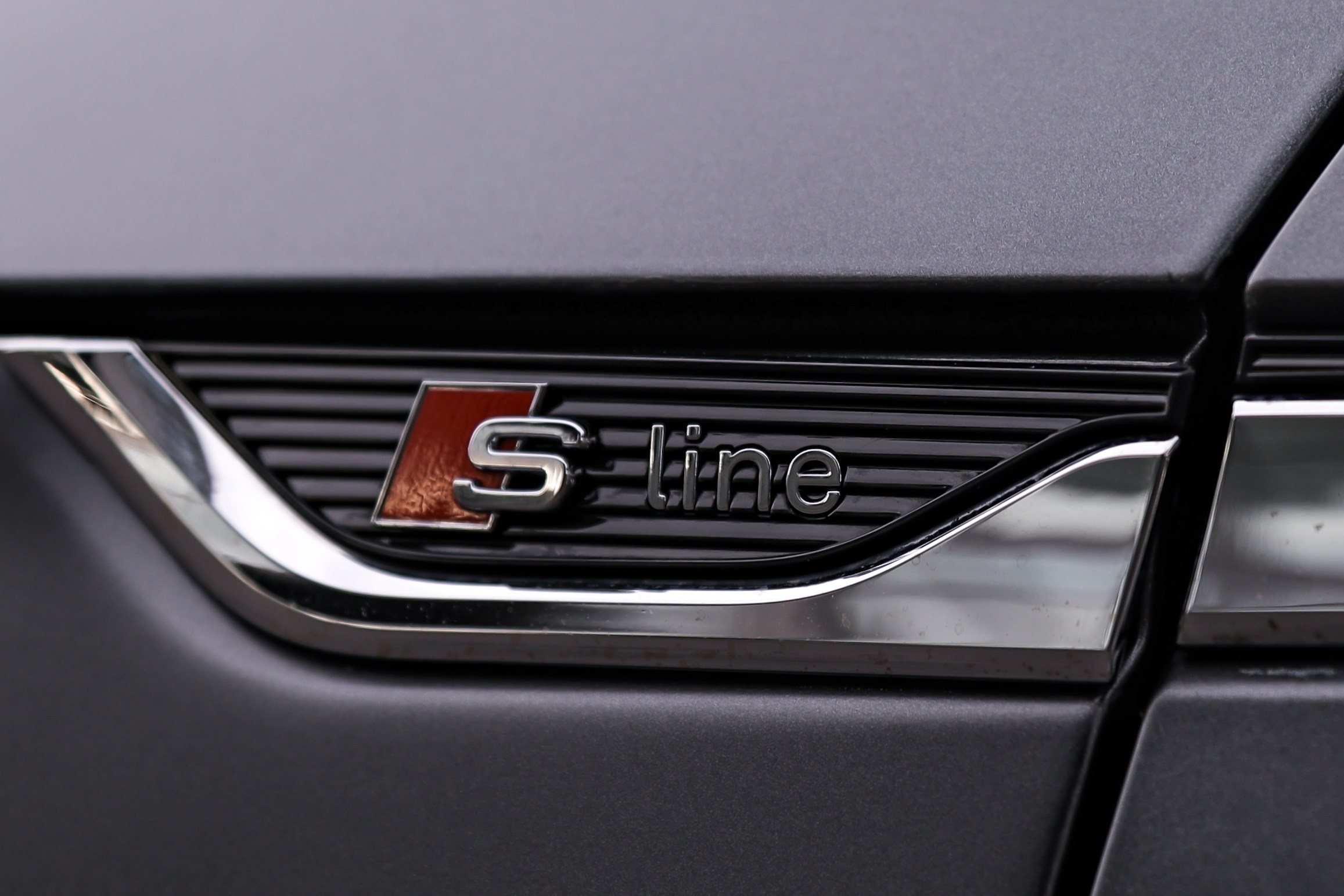 2022 AUDI S QUATTRO. Mixturecaptures