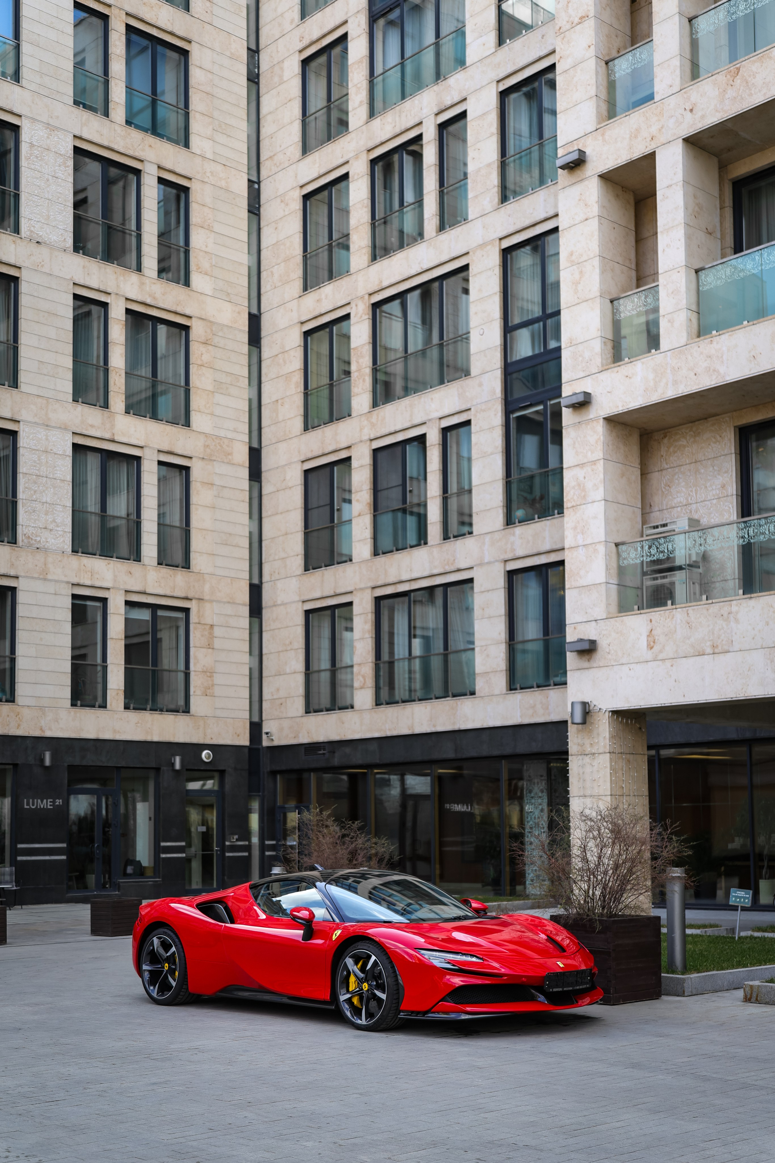 FERRARI SF90 STRADALE. Mixturecaptures