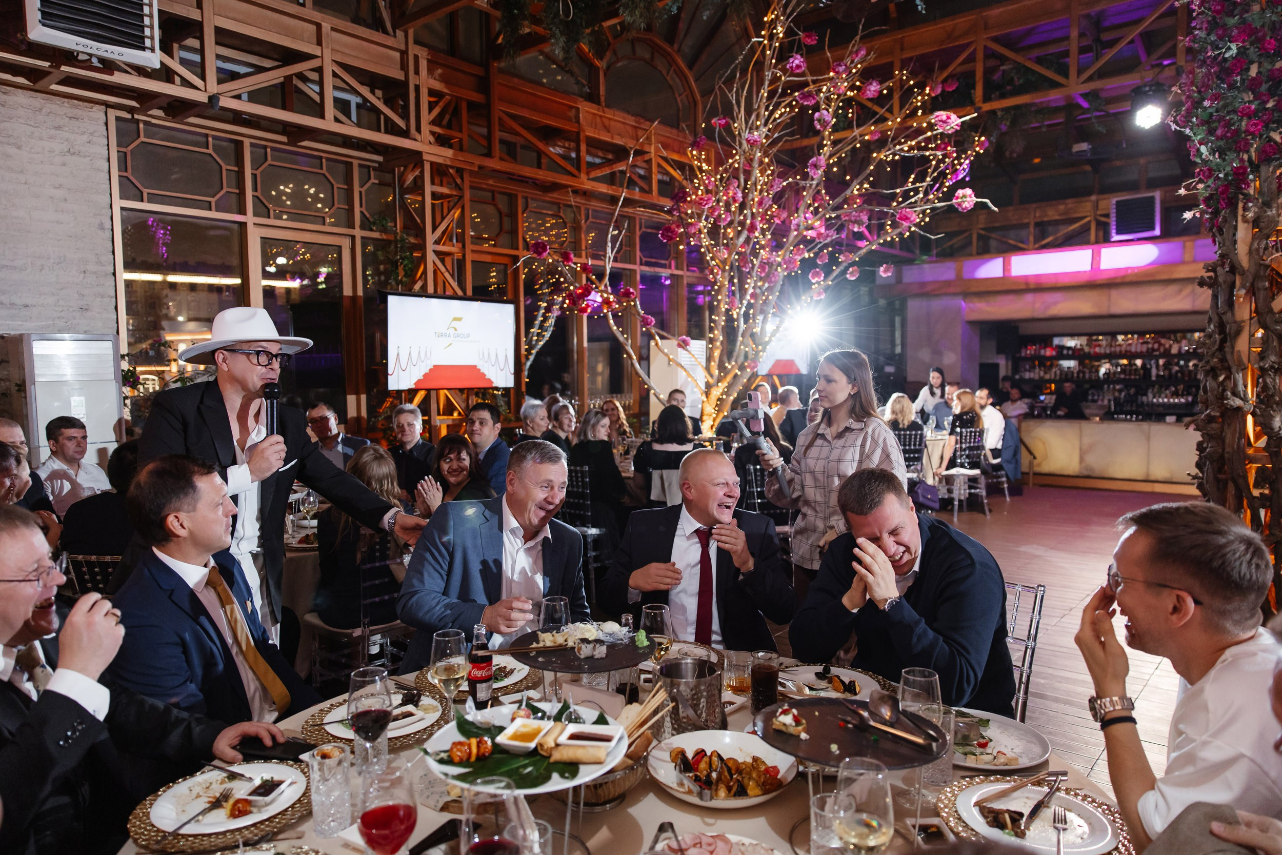 Фотограф на корпоратив. Фотограф, видеограф на свадьбу в Москве Никита Назаров