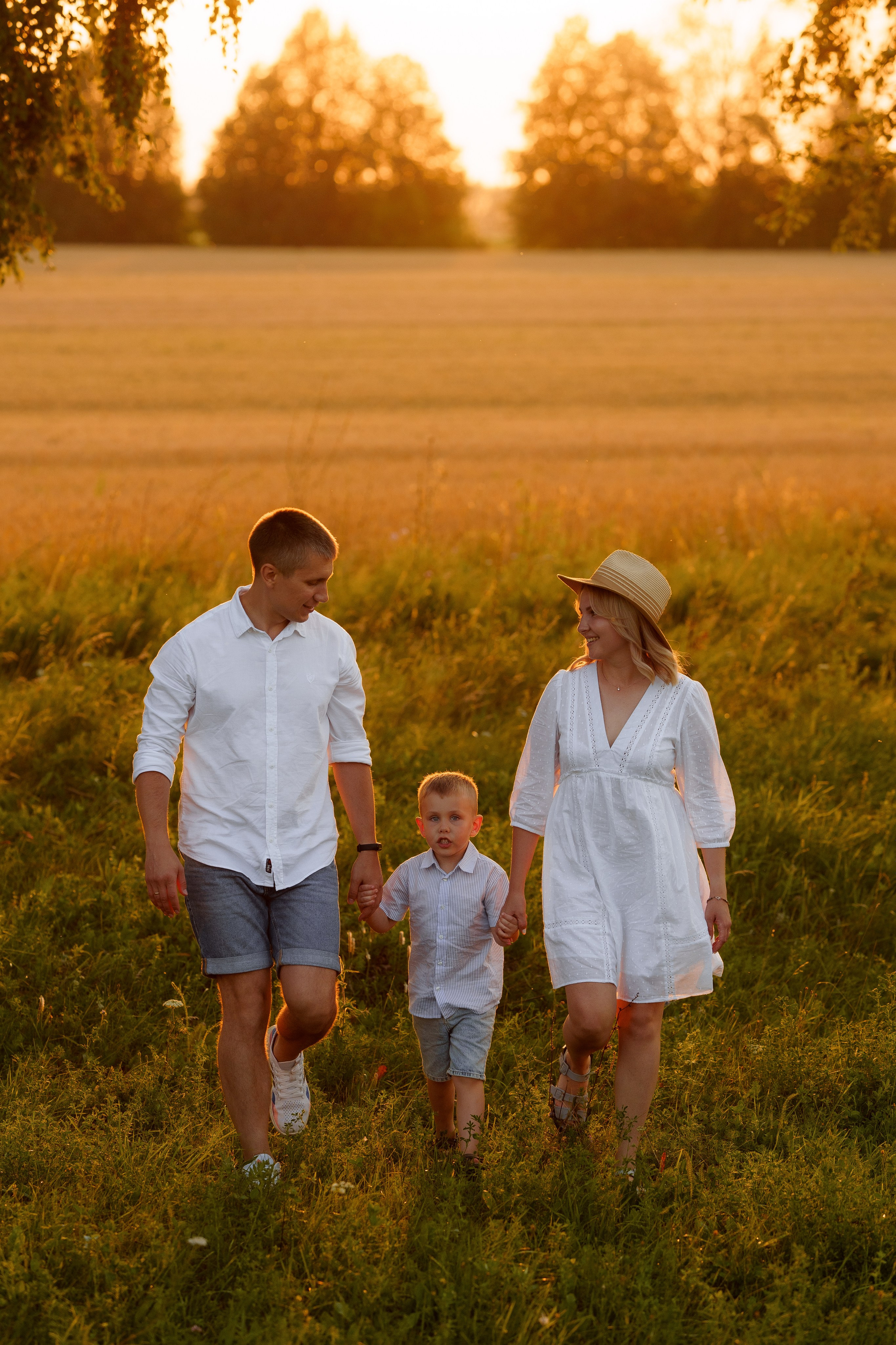 Юля с семьёй 27.07.2023. Свадебный и семейный фотограф Кристина Лисина в Арзамасе