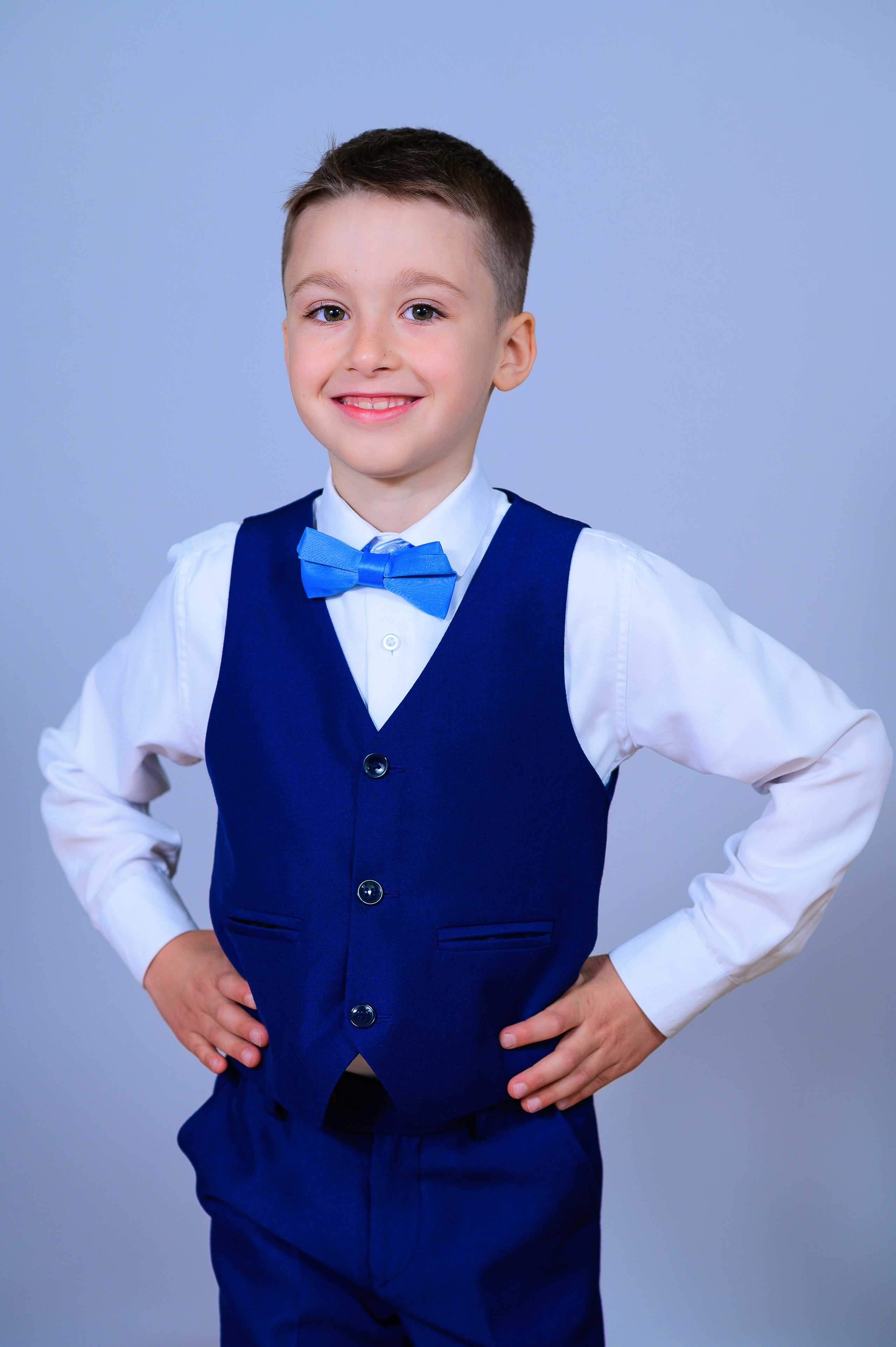 Портрет и общая фотография класса. Выпускной школьный альбом в Москве / Школьный фотограф Юлия Михайленко