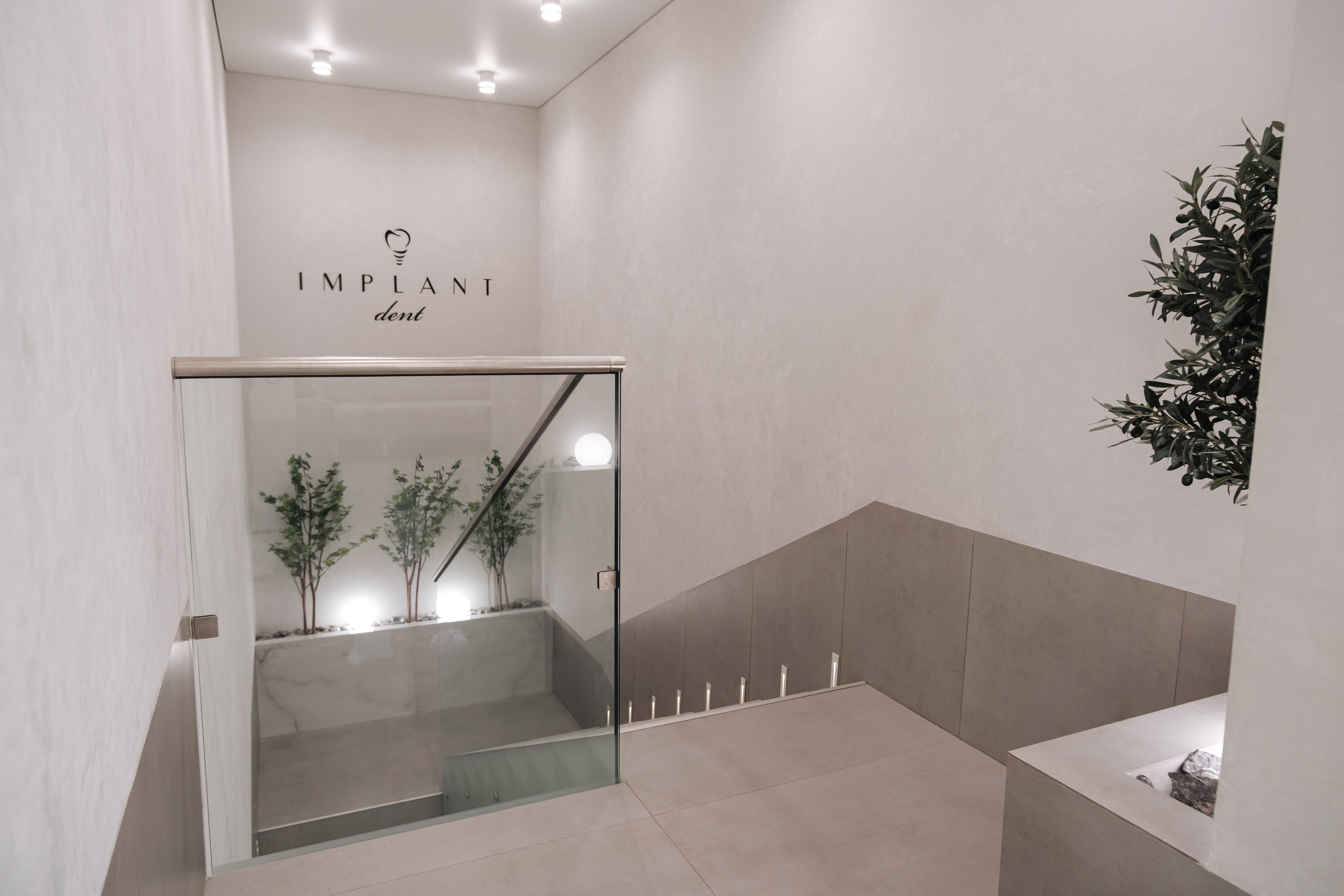 «IMPLANT DENT» Стоматологическая клиника. Фуд и предметный фотограф Виталий Морозов г. Москва