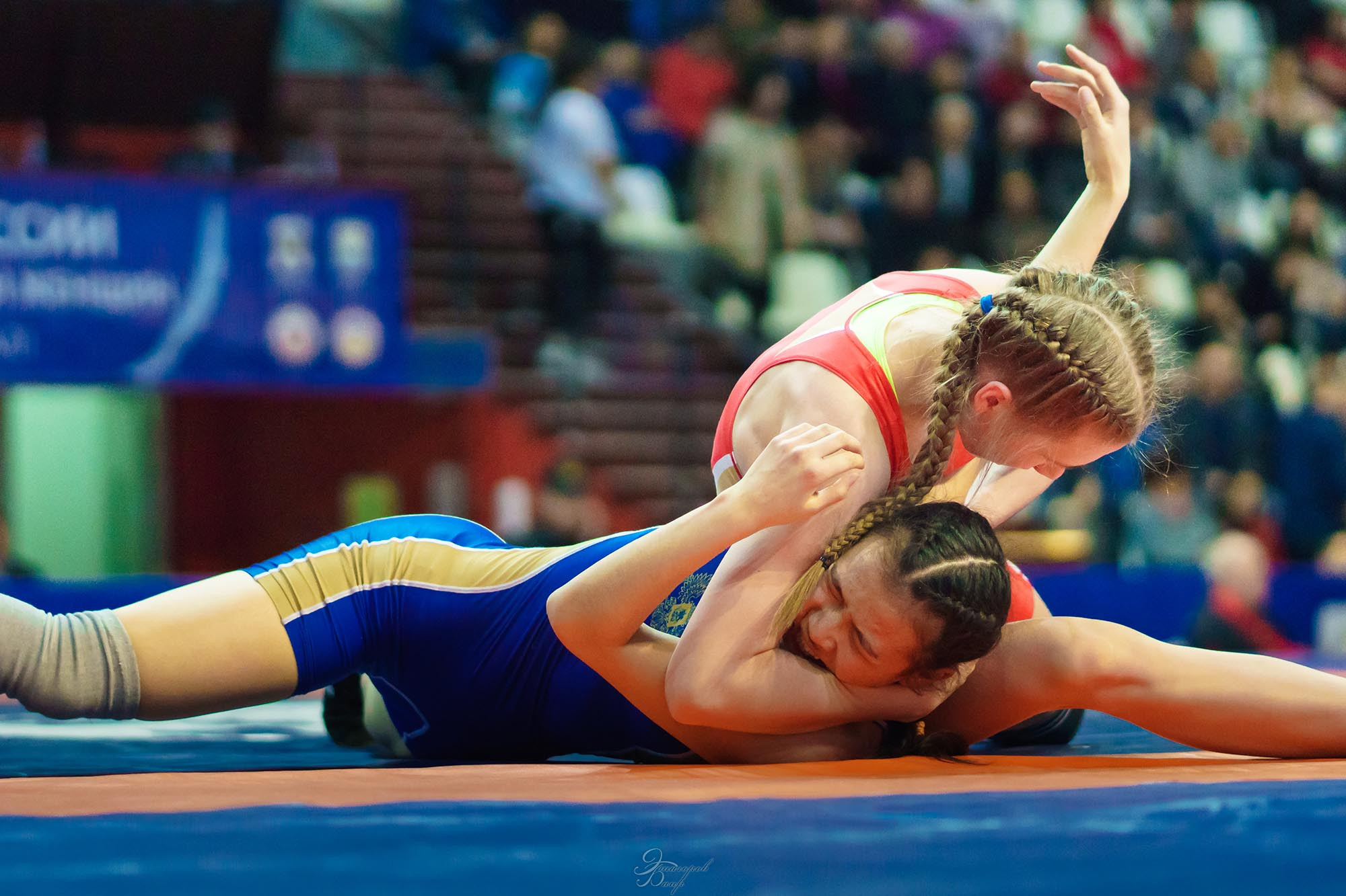 Чемпионат России по вольной борьбе среди женщин 2019. Фотограф Улан-Удэ Этагоров Баир