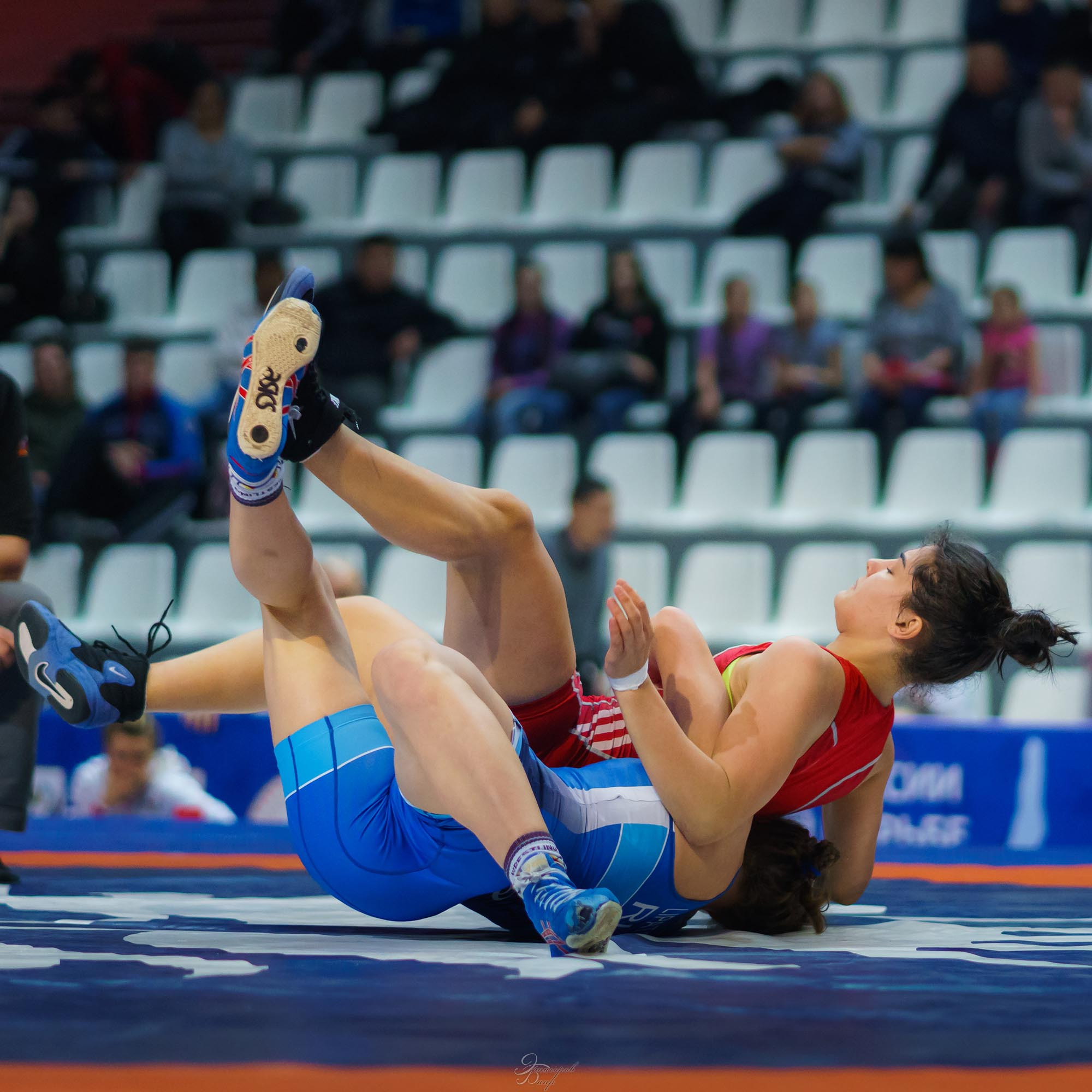Чемпионат России по вольной борьбе среди женщин 2019. Фотограф Улан-Удэ Этагоров Баир