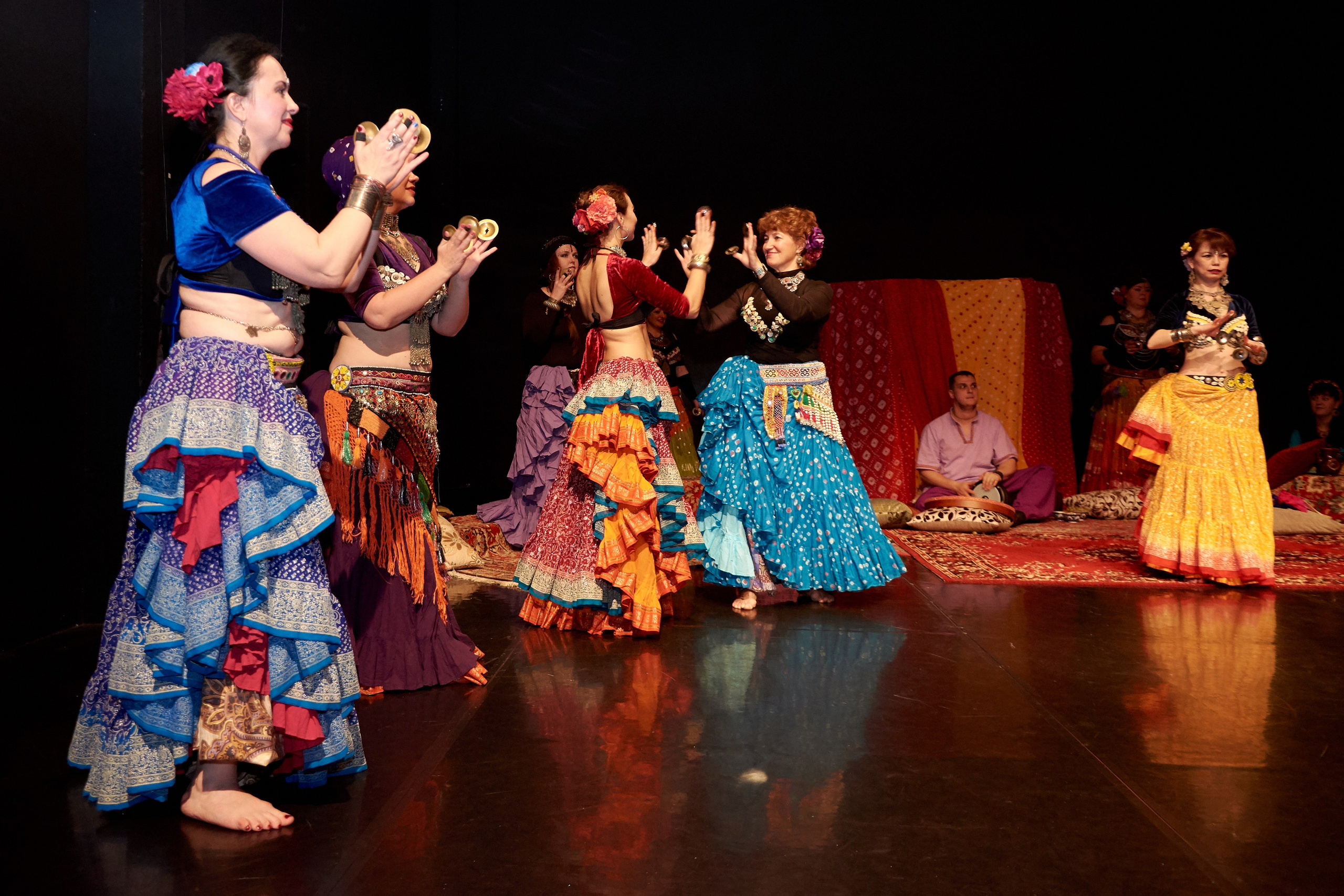 Город танцующего народа. Ольга Чёкотова (Фотограф Кострома)