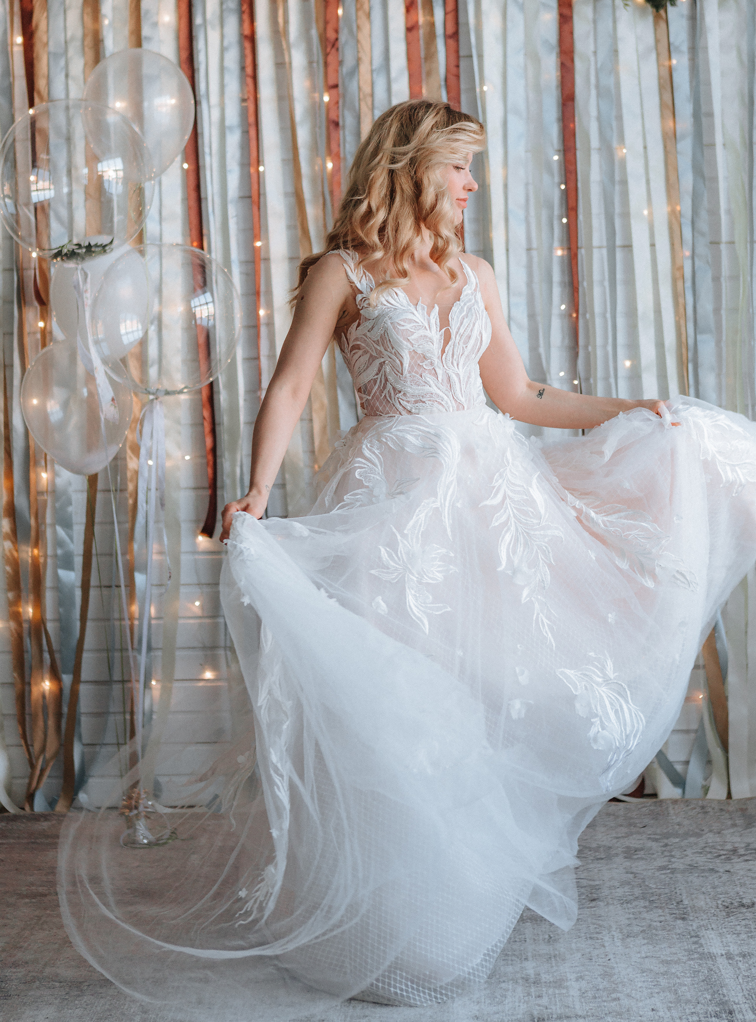 Камерная свадебная церемония в студии. Фотограф Москва и Московская область