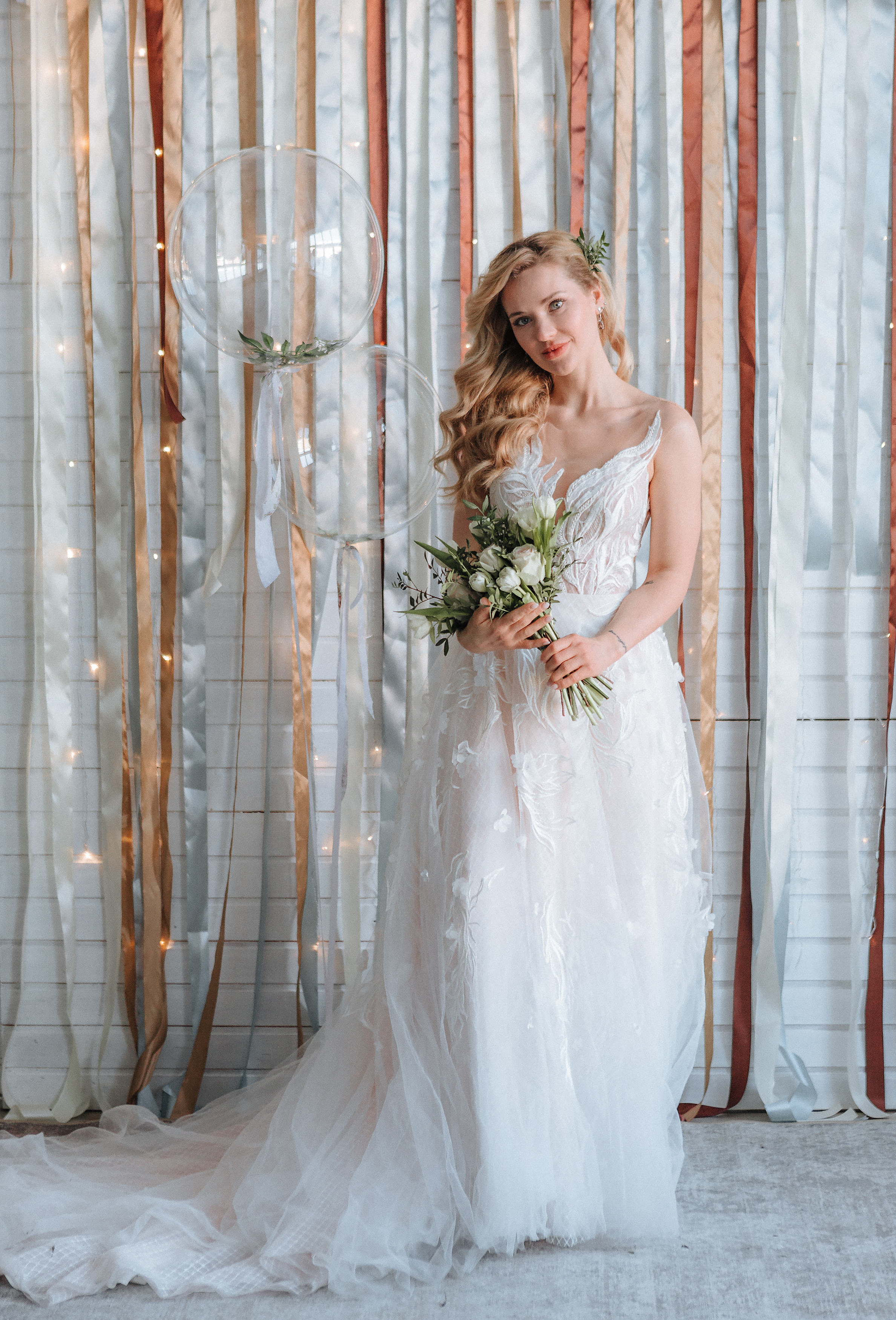 Камерная свадебная церемония в студии. Фотограф Москва и Московская область