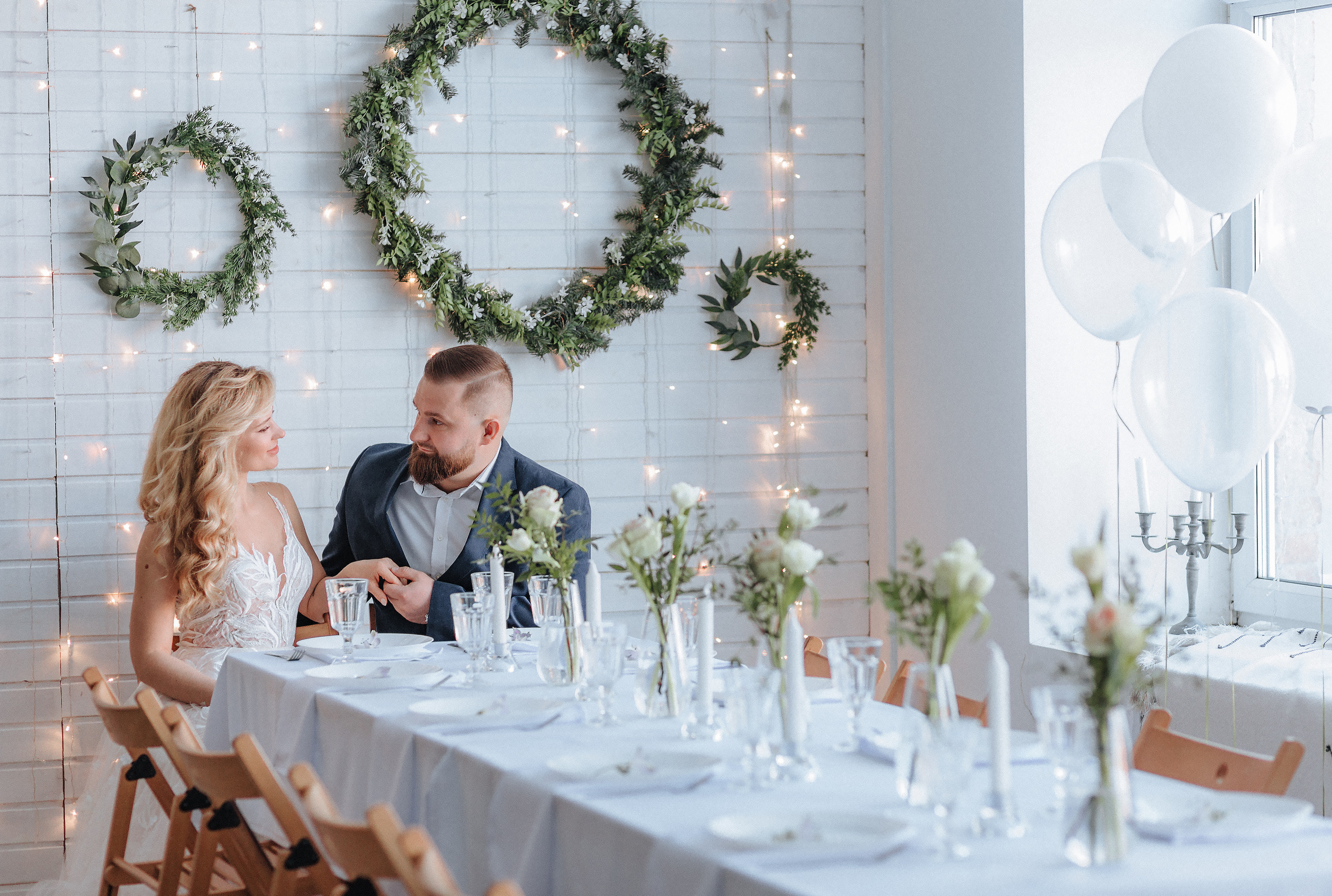 Камерная свадебная церемония в студии. Фотограф Москва и Московская область