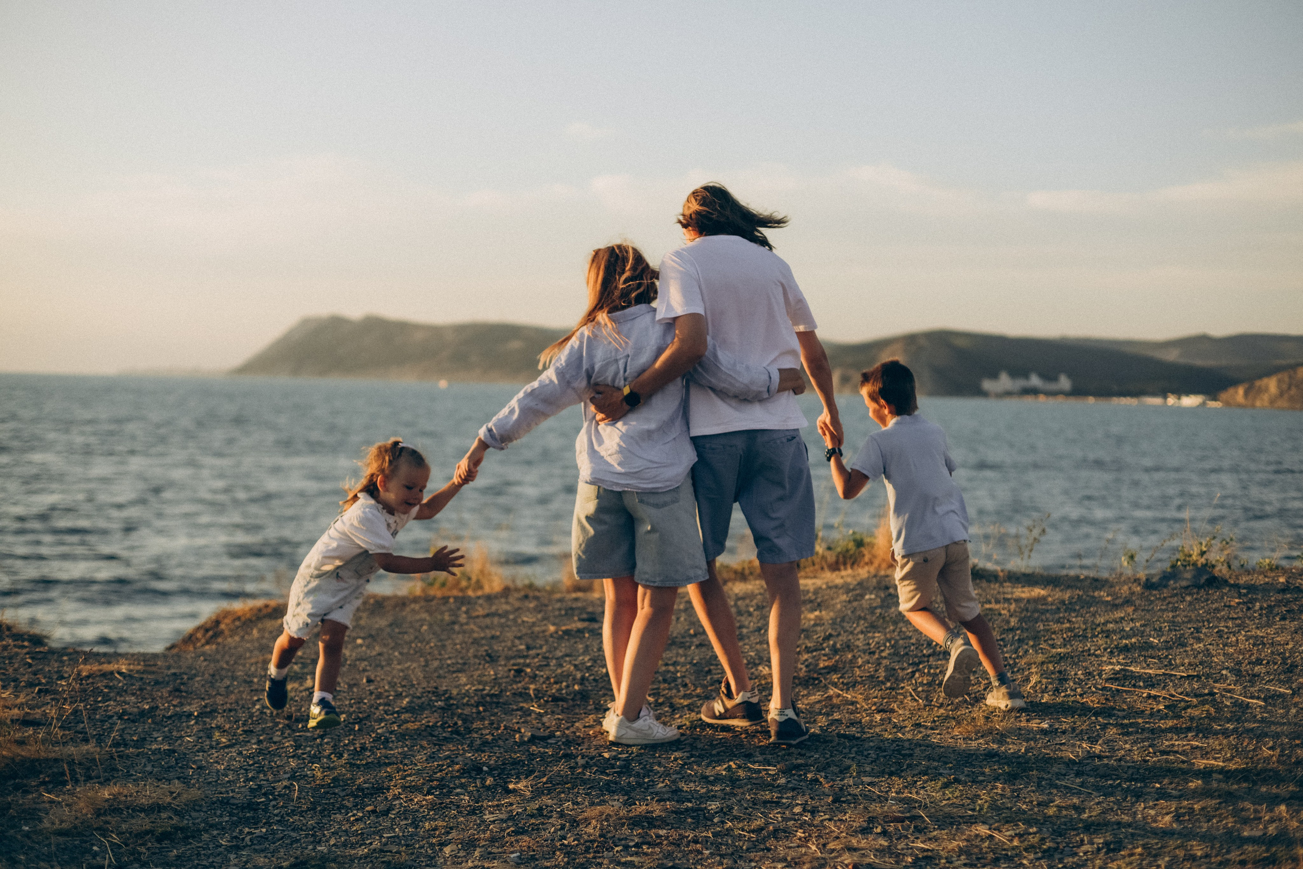 Татьяна, Алексей, Сергей и Аврора. Семейный фотограф Анапа