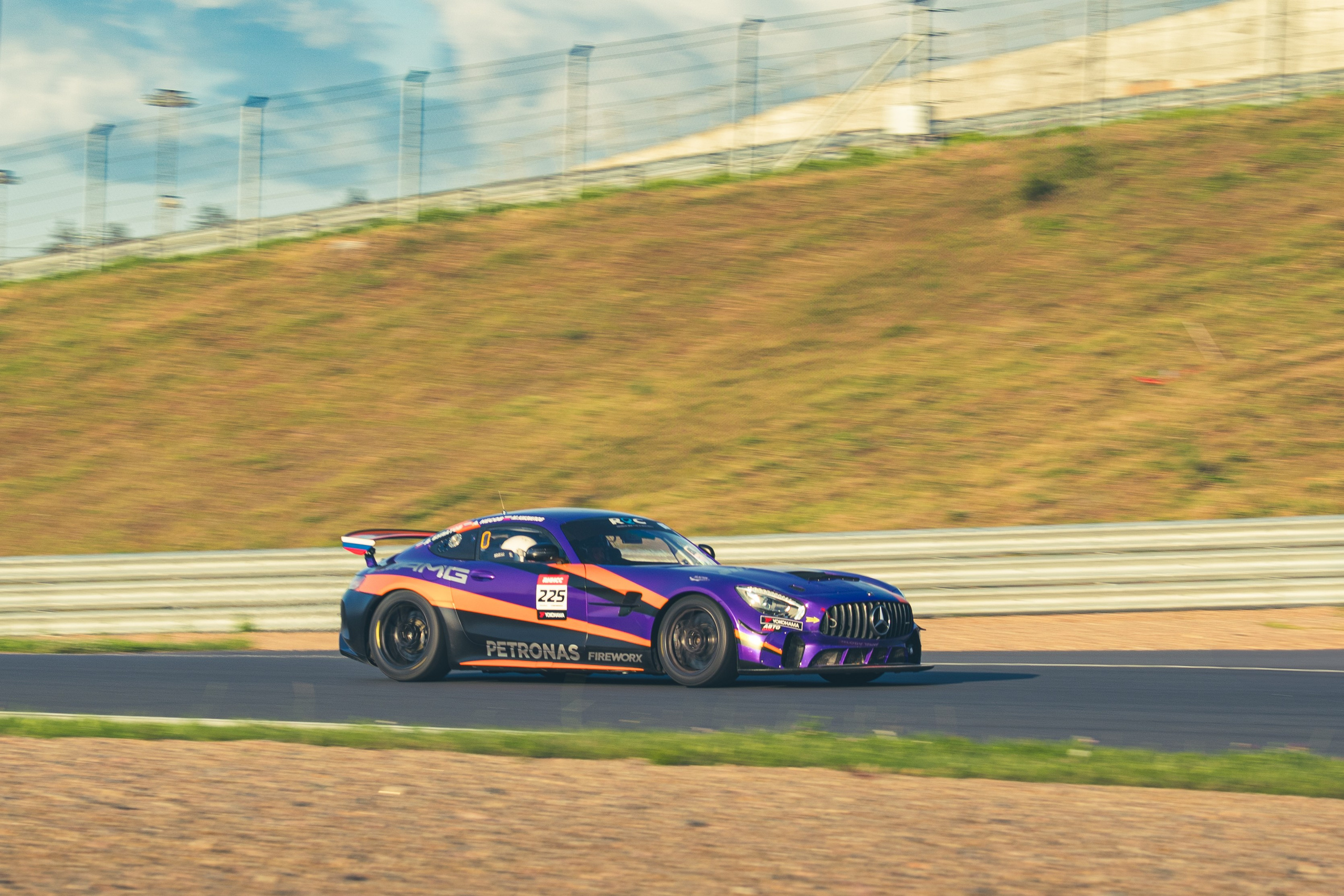 Трек-день Игора Драйв. Портретный и автомобильный фотограф в Санкт-Петербурге Евгений Черепанов