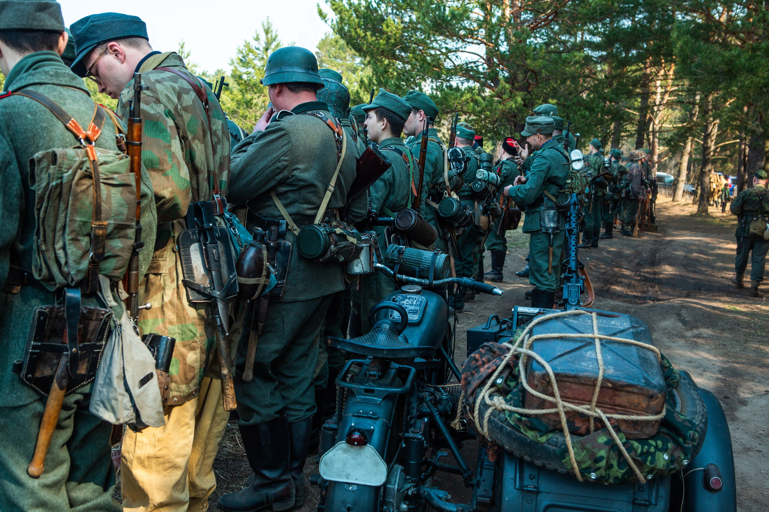 РЕКОНСТРУКЦИЯ БОЯ — ВОВ — БИТВА ЗА ГОРОД. Профессиональный фотограф в Мценске и Орловской области