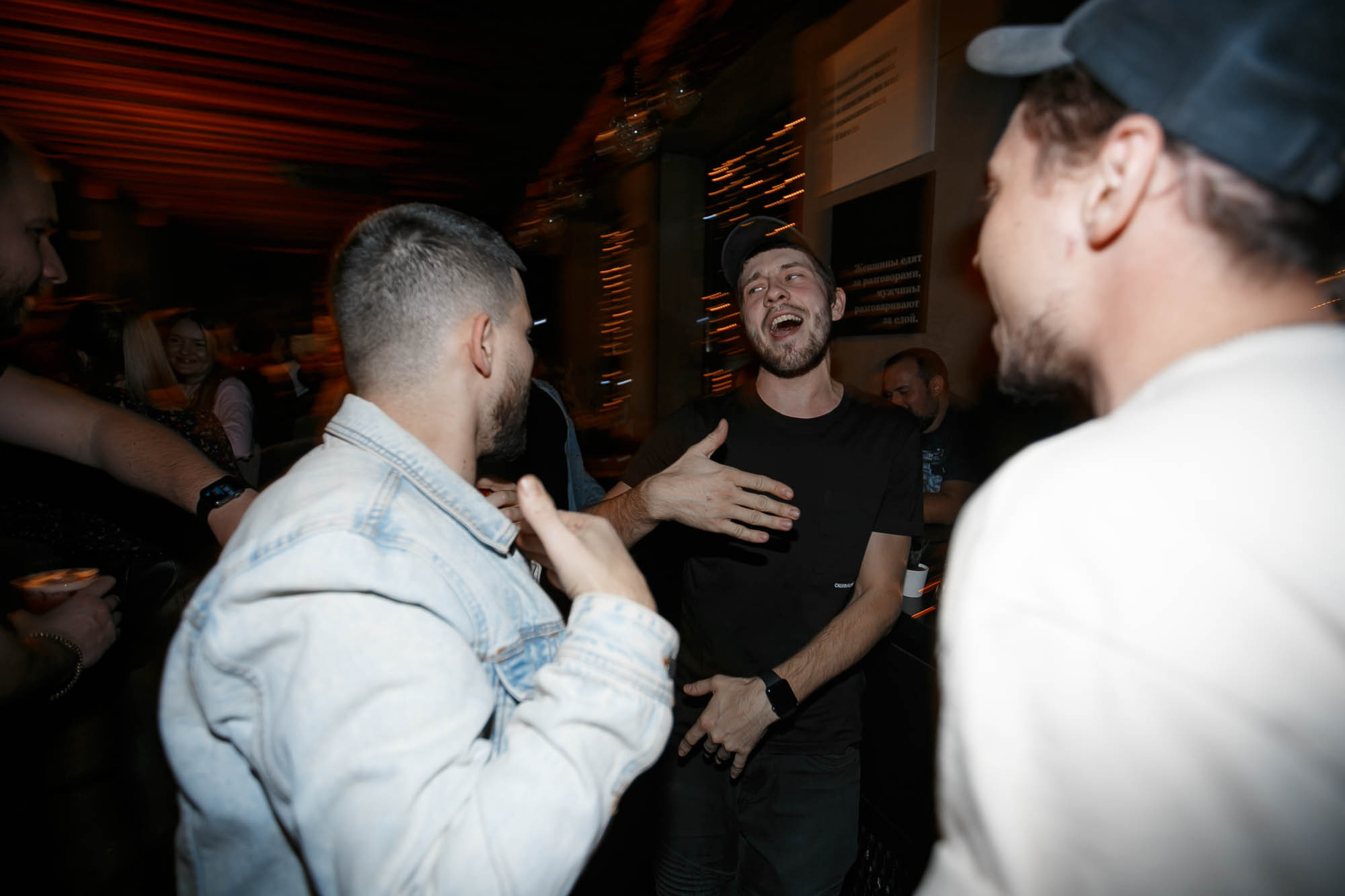 Репортаж: Guest Bartending / Егор и Кошман