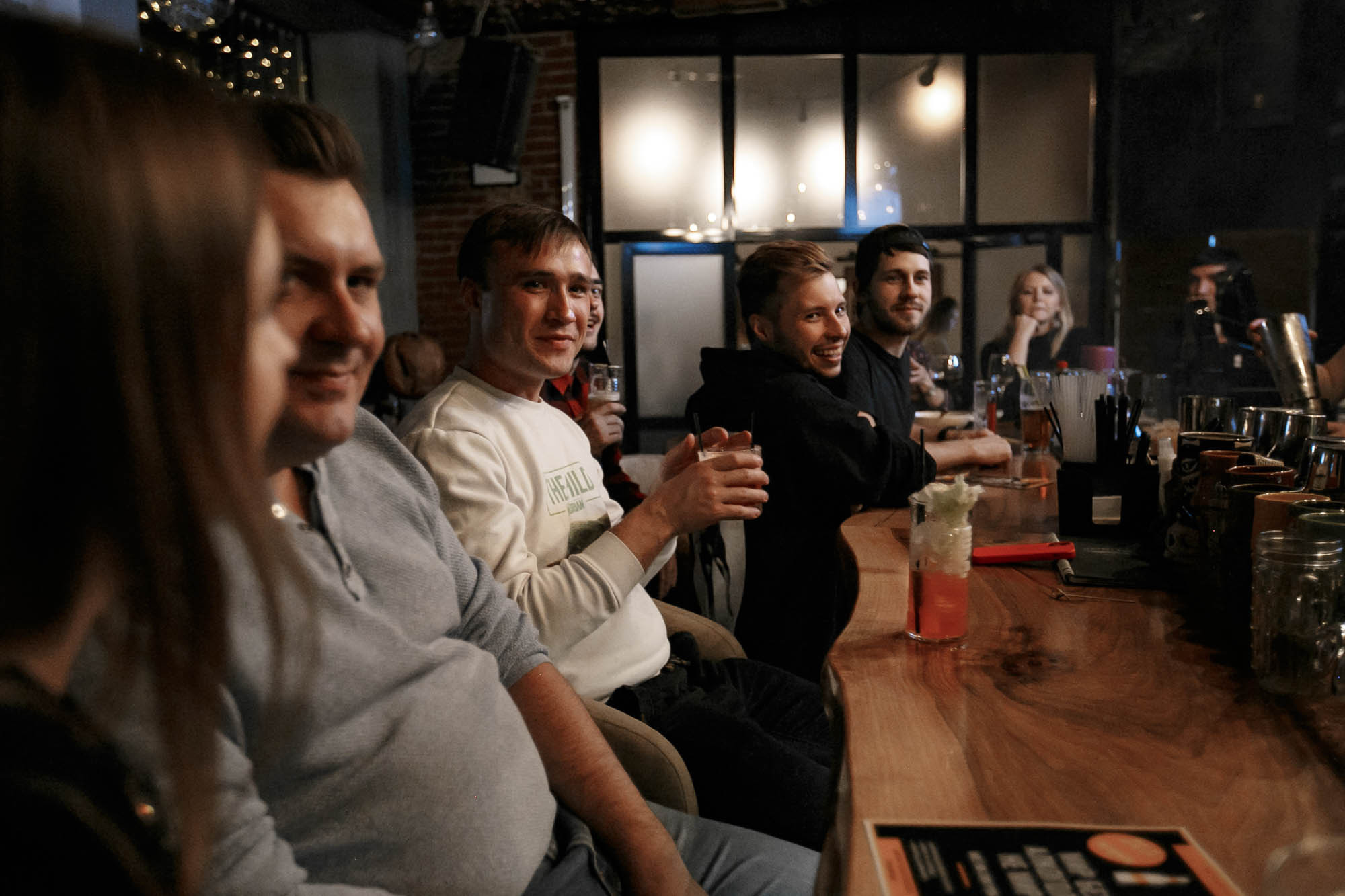 Репортаж: Guest Bartending / Егор и Кошман