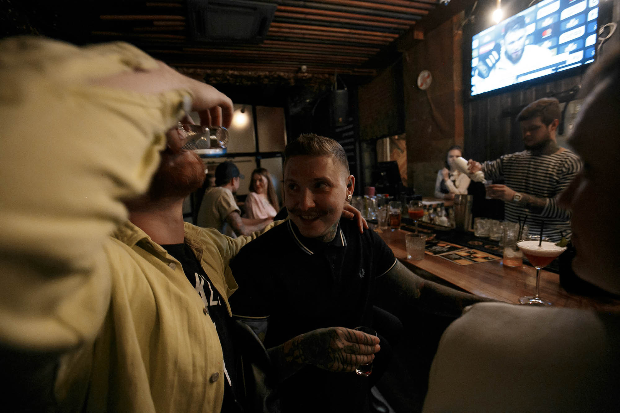 Репортаж: Guest Bartending / Егор и Кошман