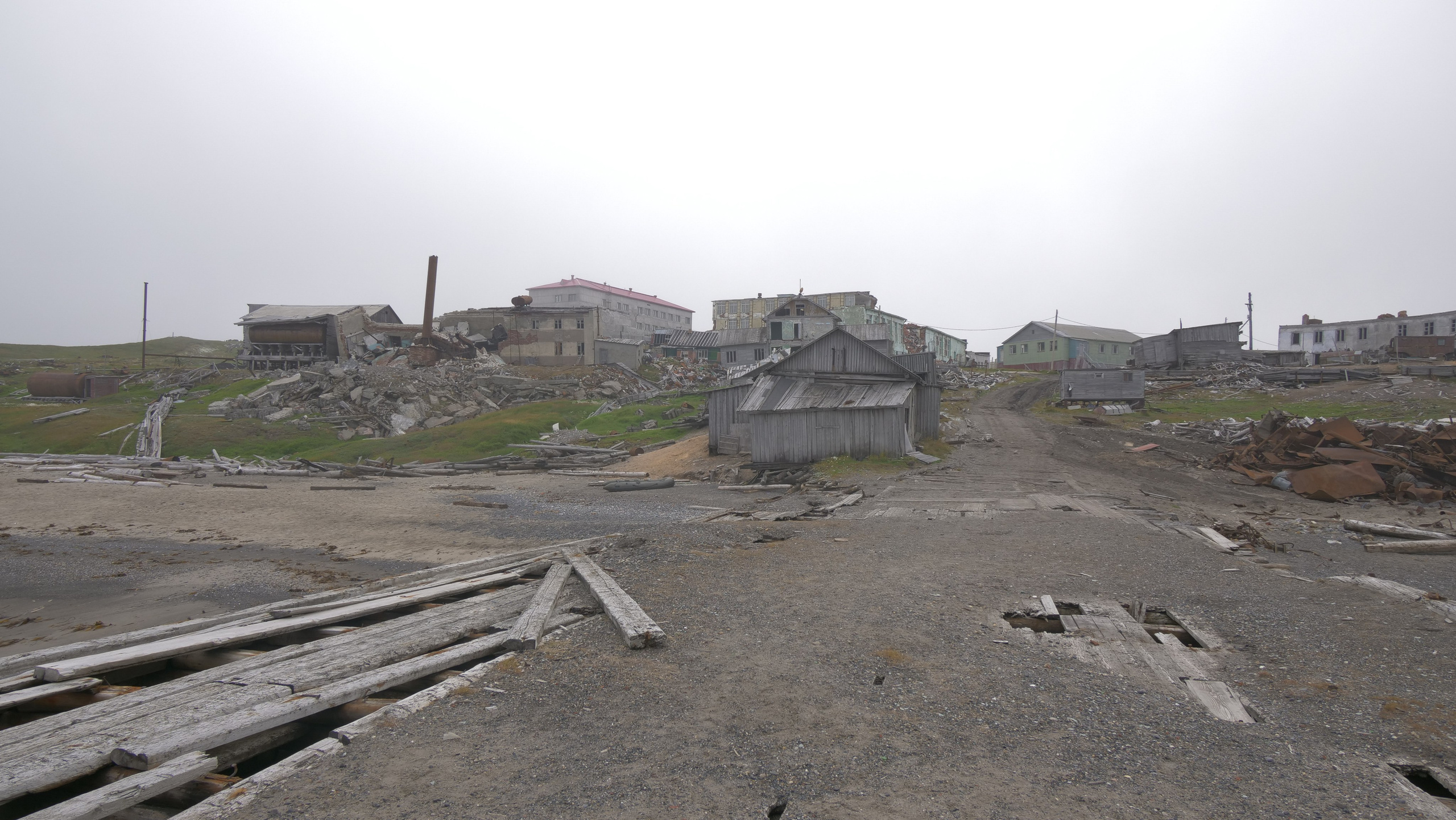 Амдерма — наука (2020 г.). Фотоальбом показывающий увлекательный мир авиации и мир медведей Андрея Иванова