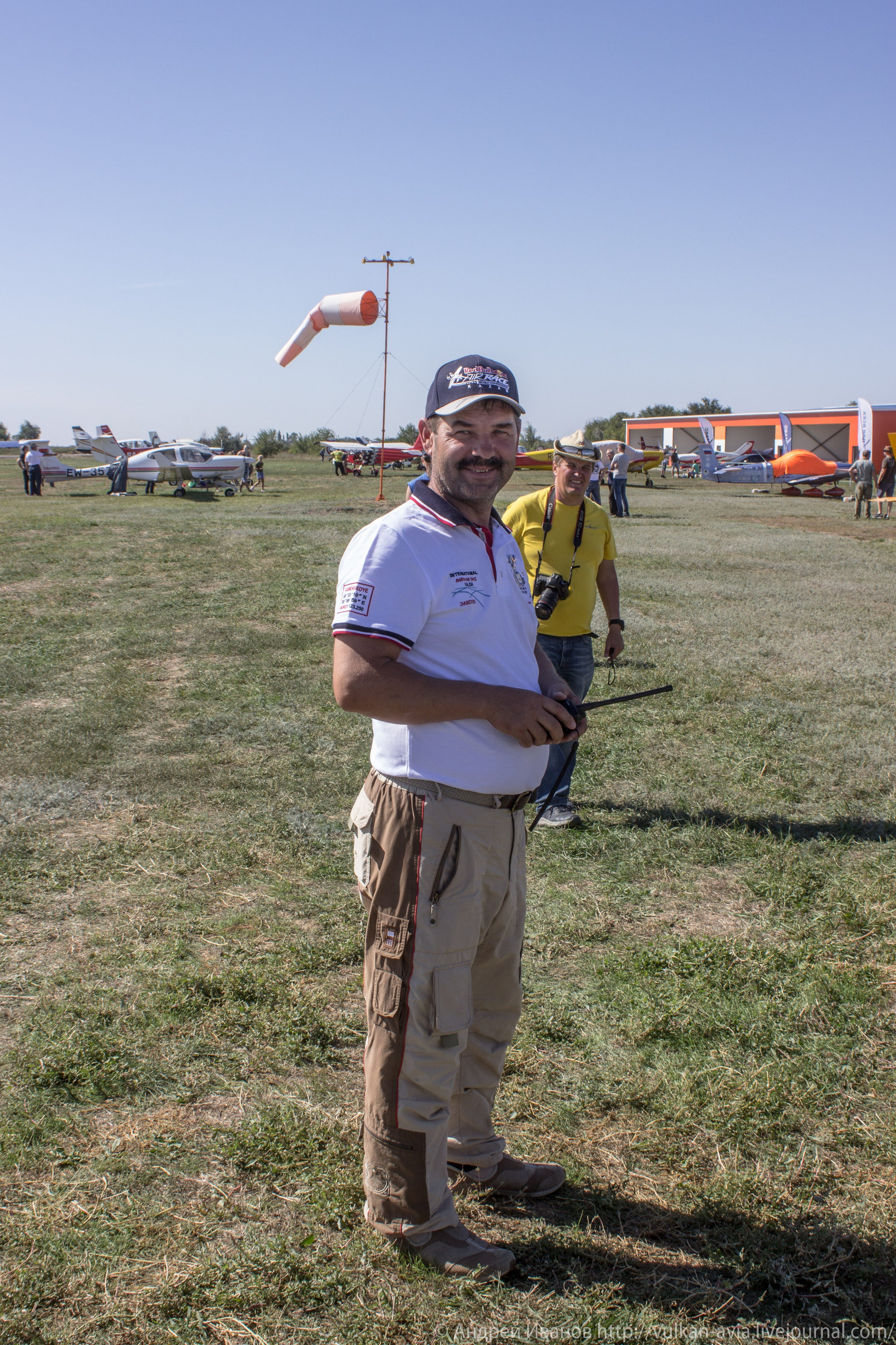 Волгодонск аэр. Потапов слёт «Небо для всех» (2021 г.). Фотоальбом показывающий увлекательный мир авиации и мир медведей Андрея Иванова