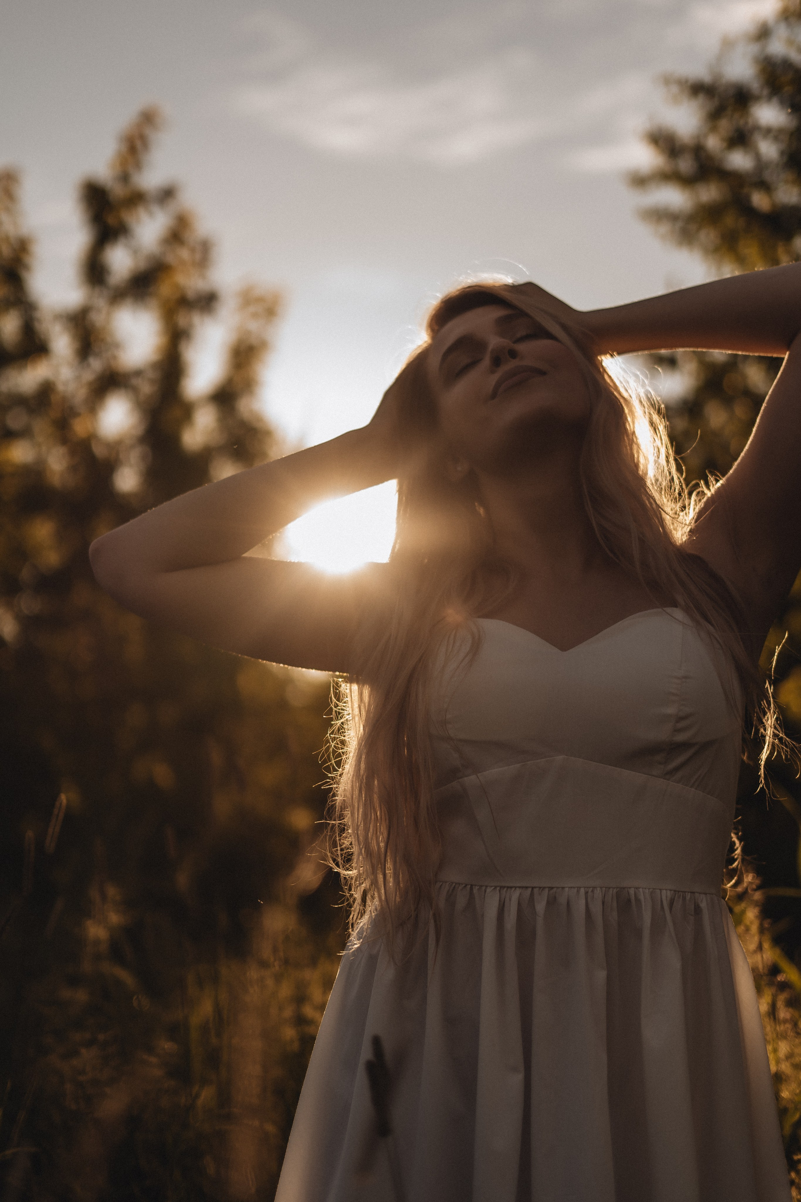 Яркая девушка и теплое лето. Фотограф сахалин