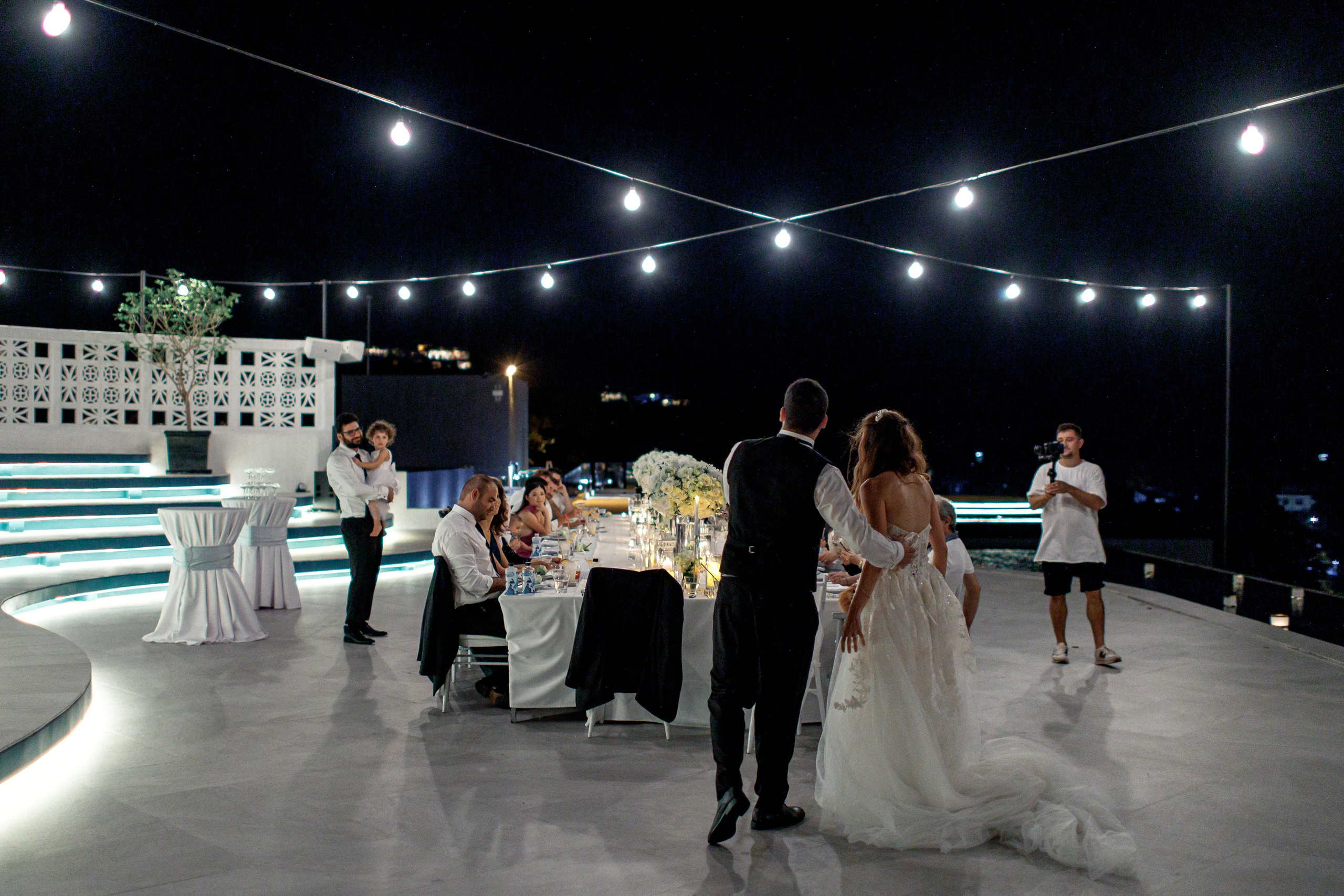 Свадьба с гостями на Пхукете. Фотограф на Пхукете в Таиланде