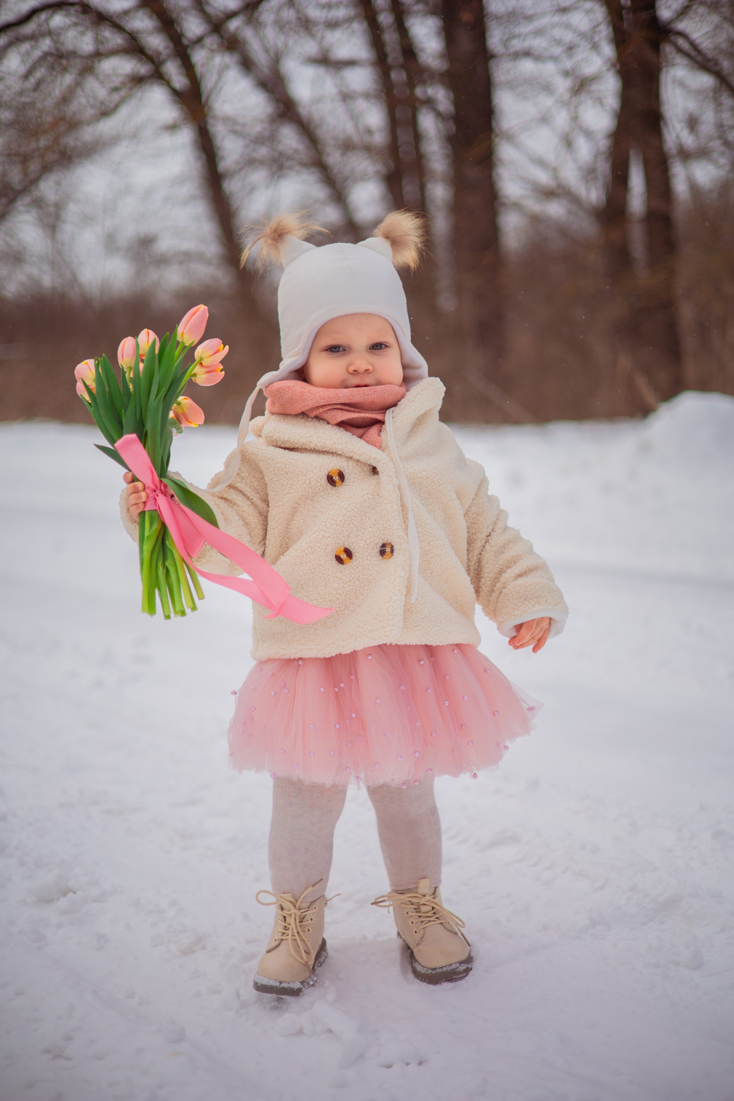 Даня и Поля тюльпаны. Семейный и детский фотограф в Михайловке Татьяна Лестьева