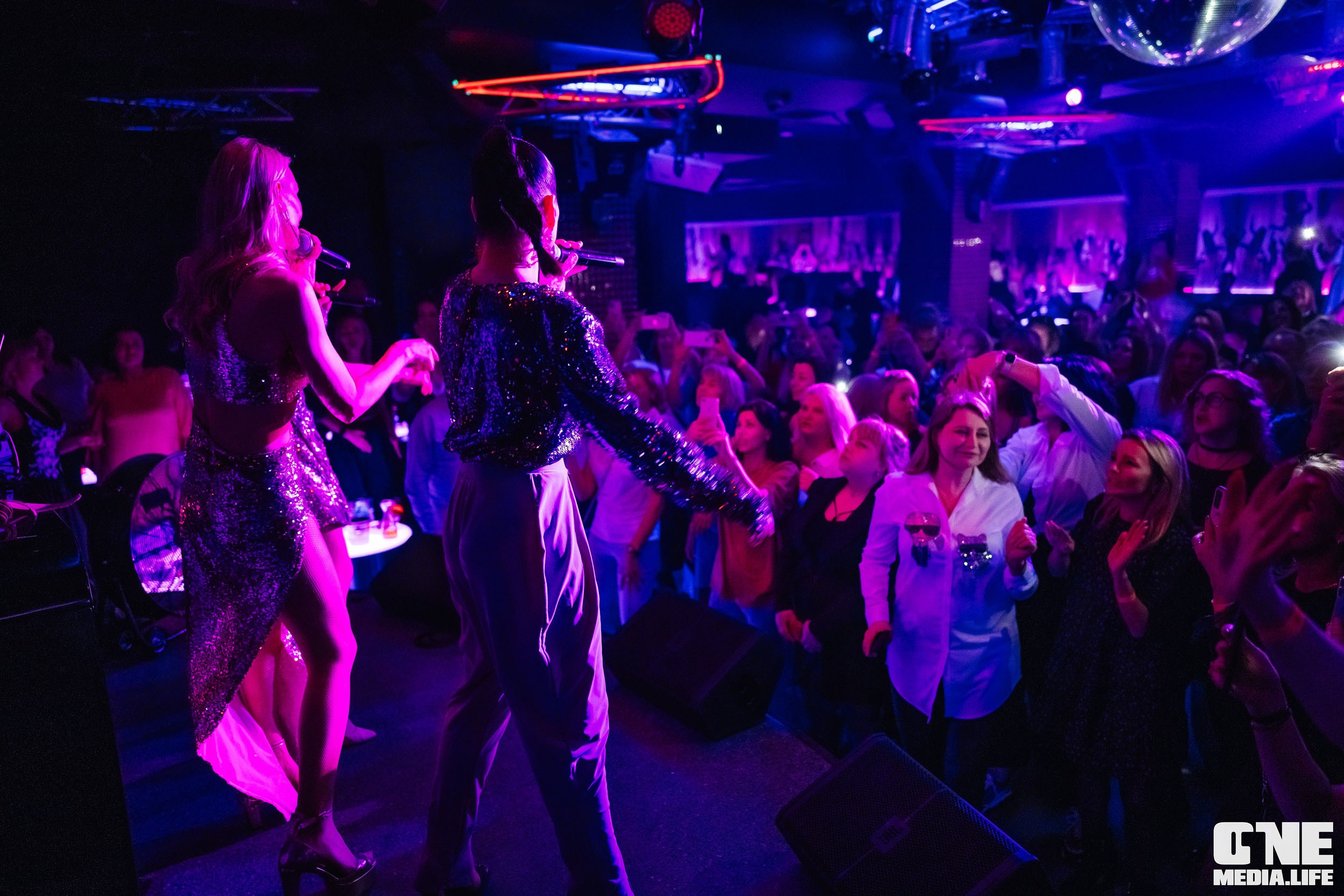 Концерт группы стрелки в Планете 13 апреля. One Media Life: фоторепортажи, фотоотчеты с мероприятий и заведений