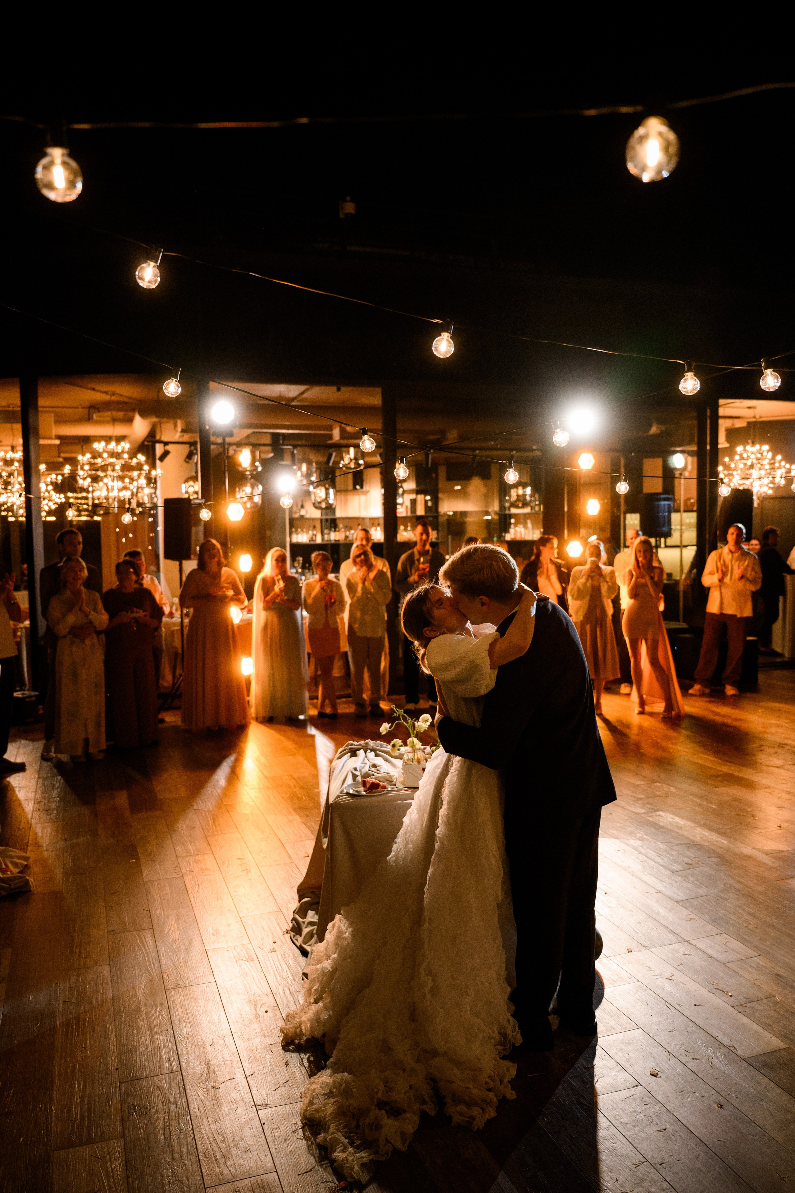 На берегу залива. Свадебный фотограф в Санкт-Петербурге, Москве, СПб Сергей Поддубный
