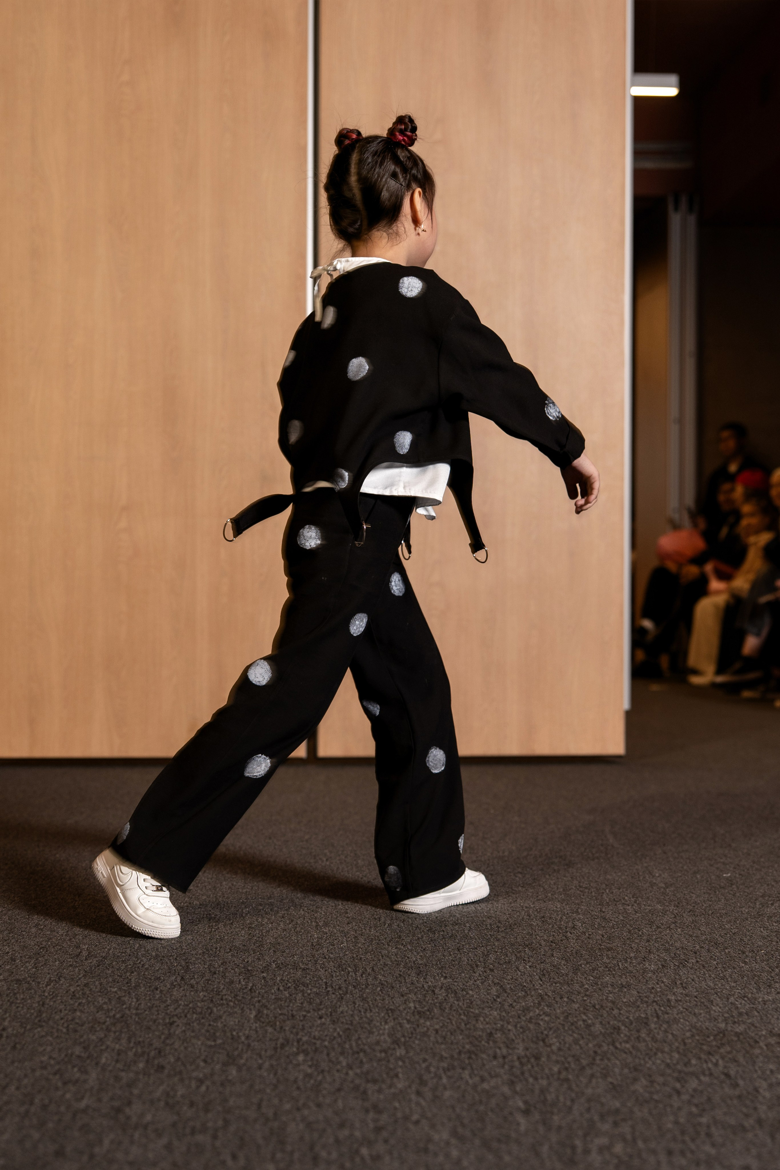 Brand Mila_R. Сайт Алматинского НЮ АРТ, будуар и фэшн фотографа Дениса Карпенко