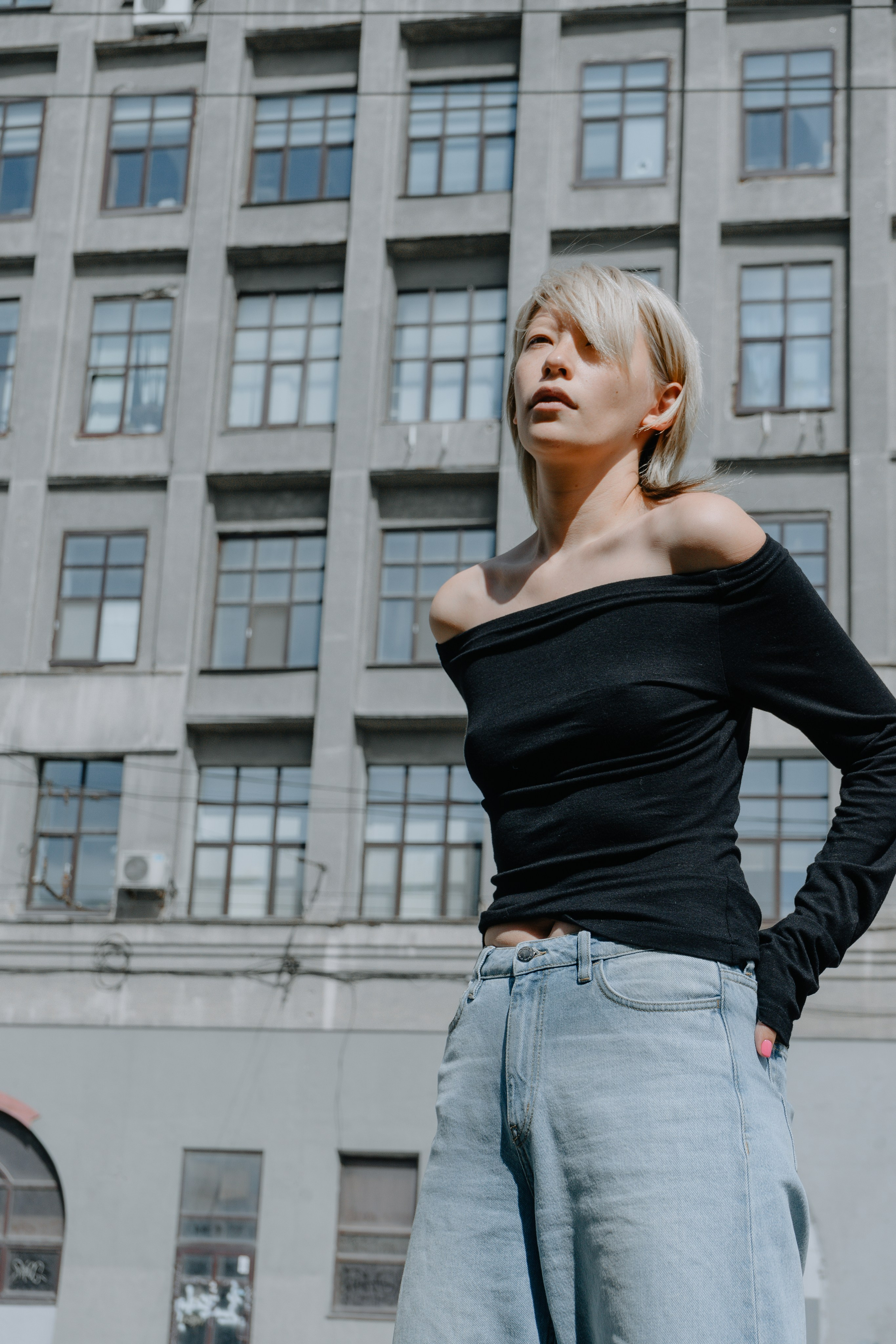 Фотосъёмка в студии девушки корейской внешности. Денис Марков — фотограф в Екатеринбурге