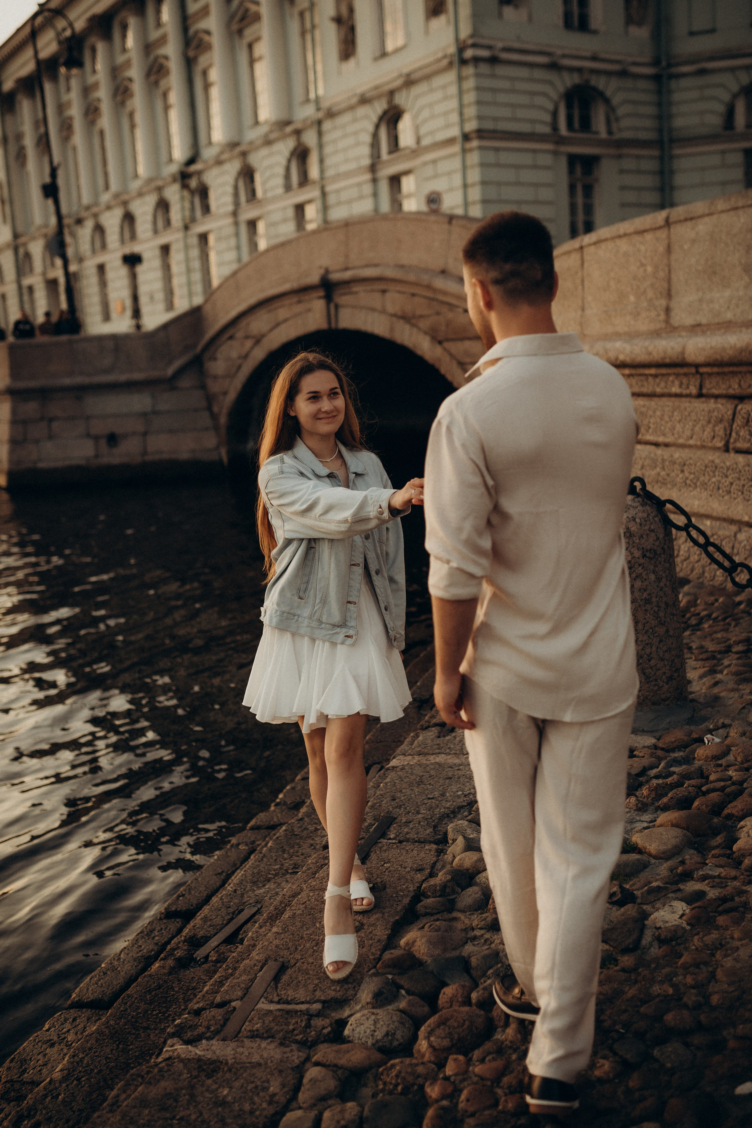 Фотосессия с разводными мостами: LoveStory. Фотограф Санкт-Петербург Князева Елизавета