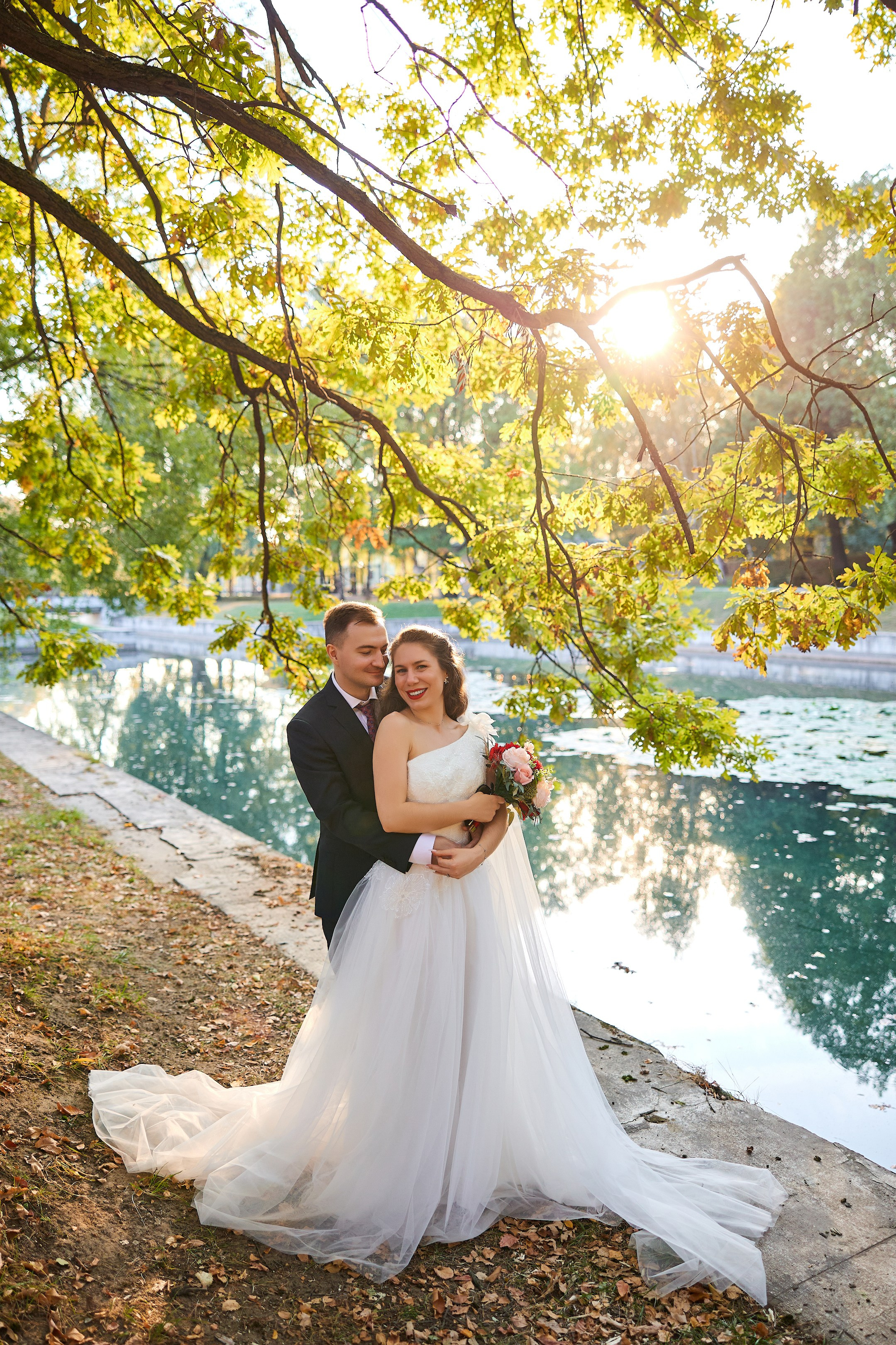 Свадебная фотосессия в Кусково. Свадебный фотограф Сергей Колбинский