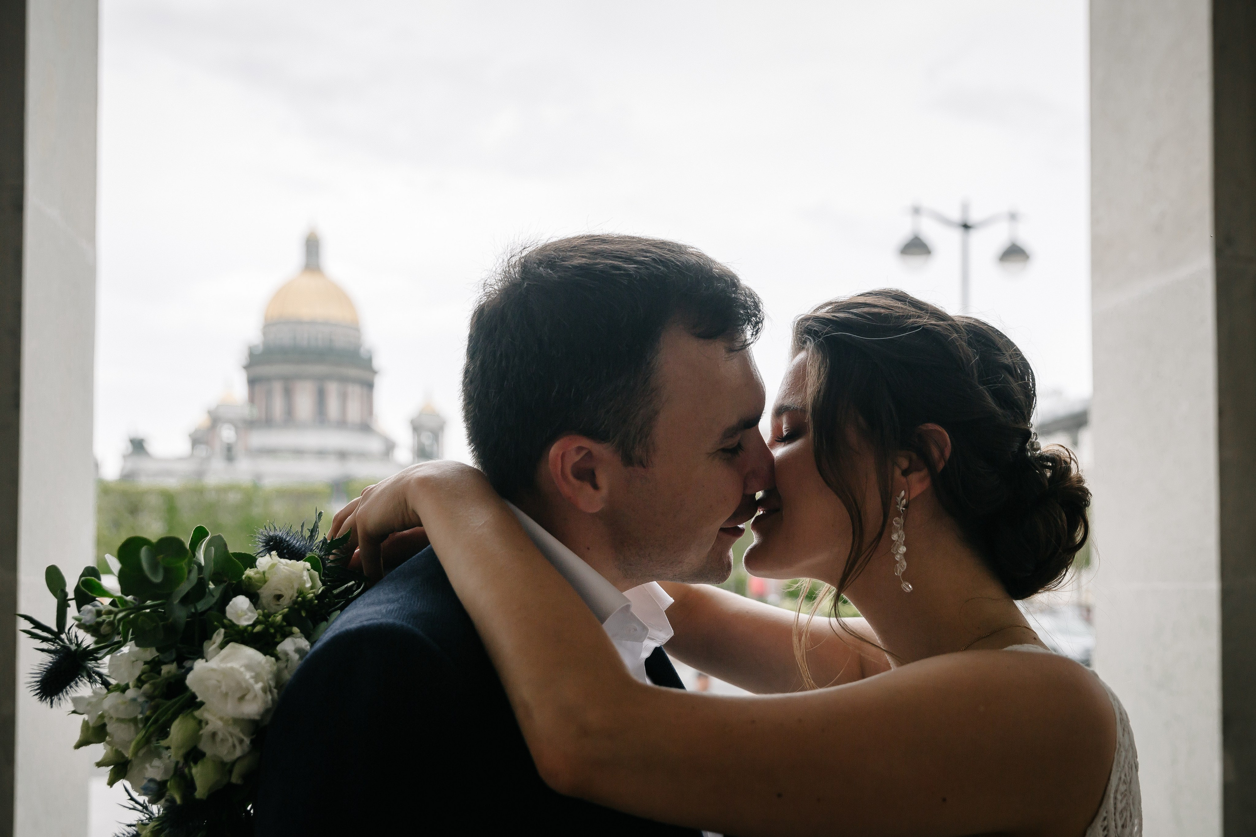 ДВОРЕЦ № 1 | Июль, Исаакиевская площадь. Свадебный фотограф в Санкт-Петербурге Полина Корзухина