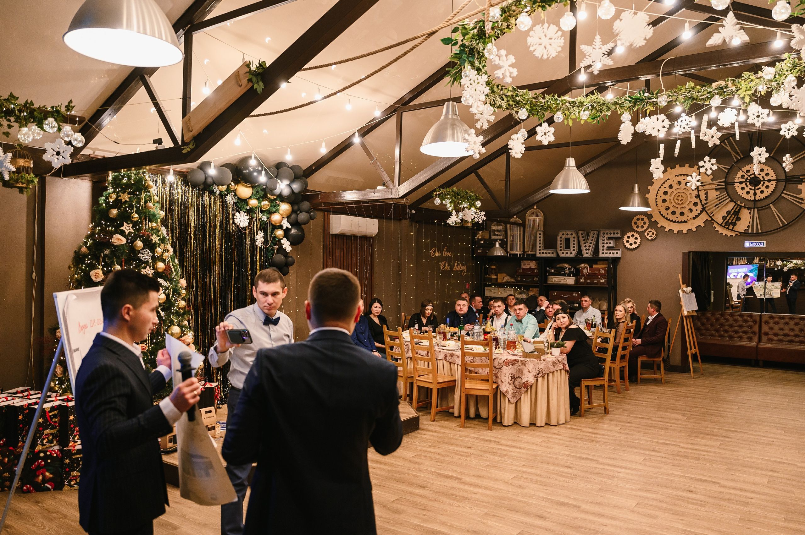 Новогодний корпоратив в «Алых парусах». Wedding and family photographer USA