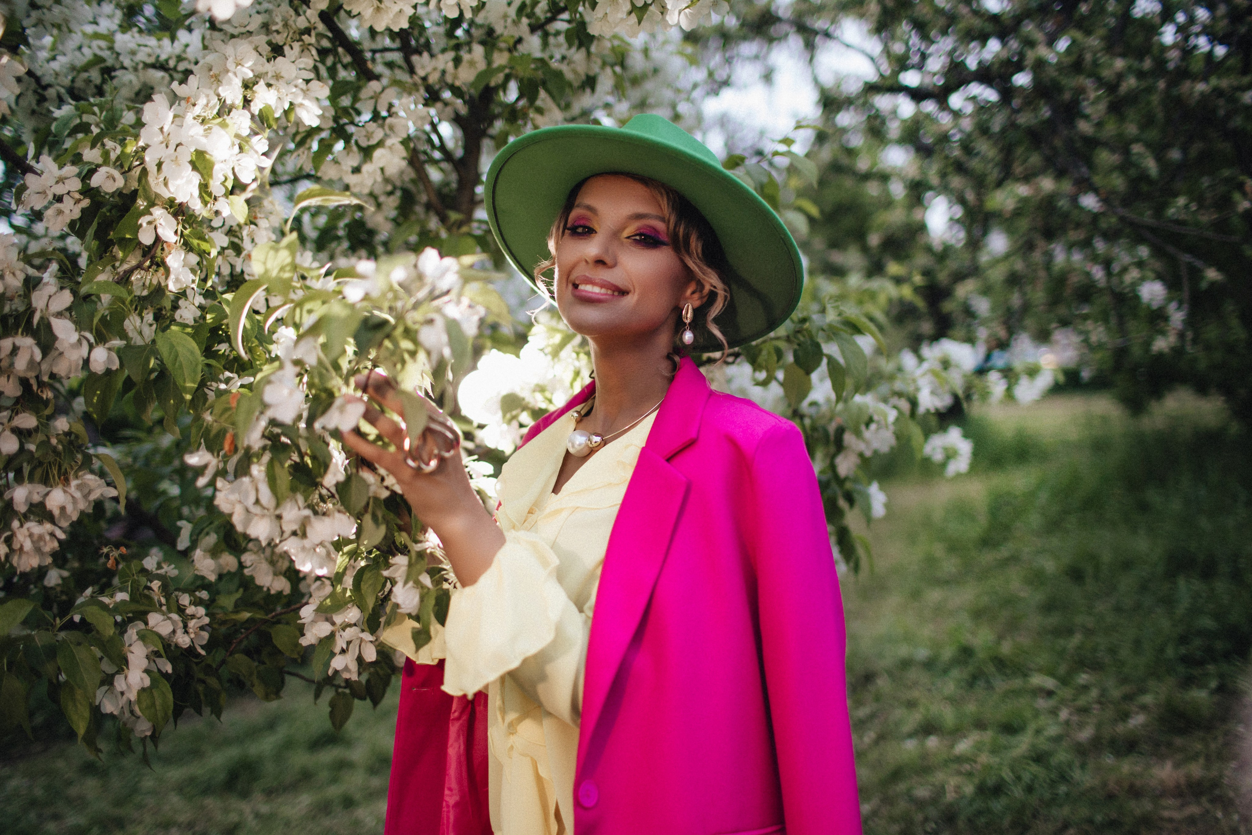 Фотосъемки в цветущих садах. Свадебный и семейный фотограф Спб Бошман Ирина