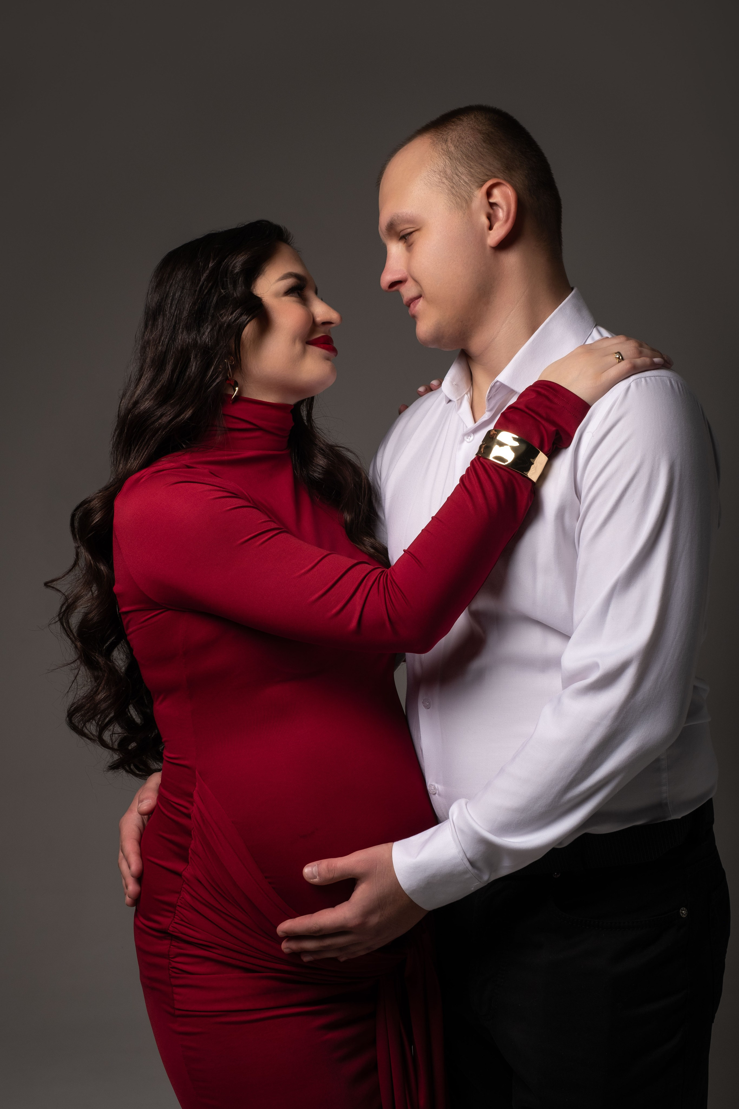 Беременность. Студия. Фотограф беременности Демочкина Елена