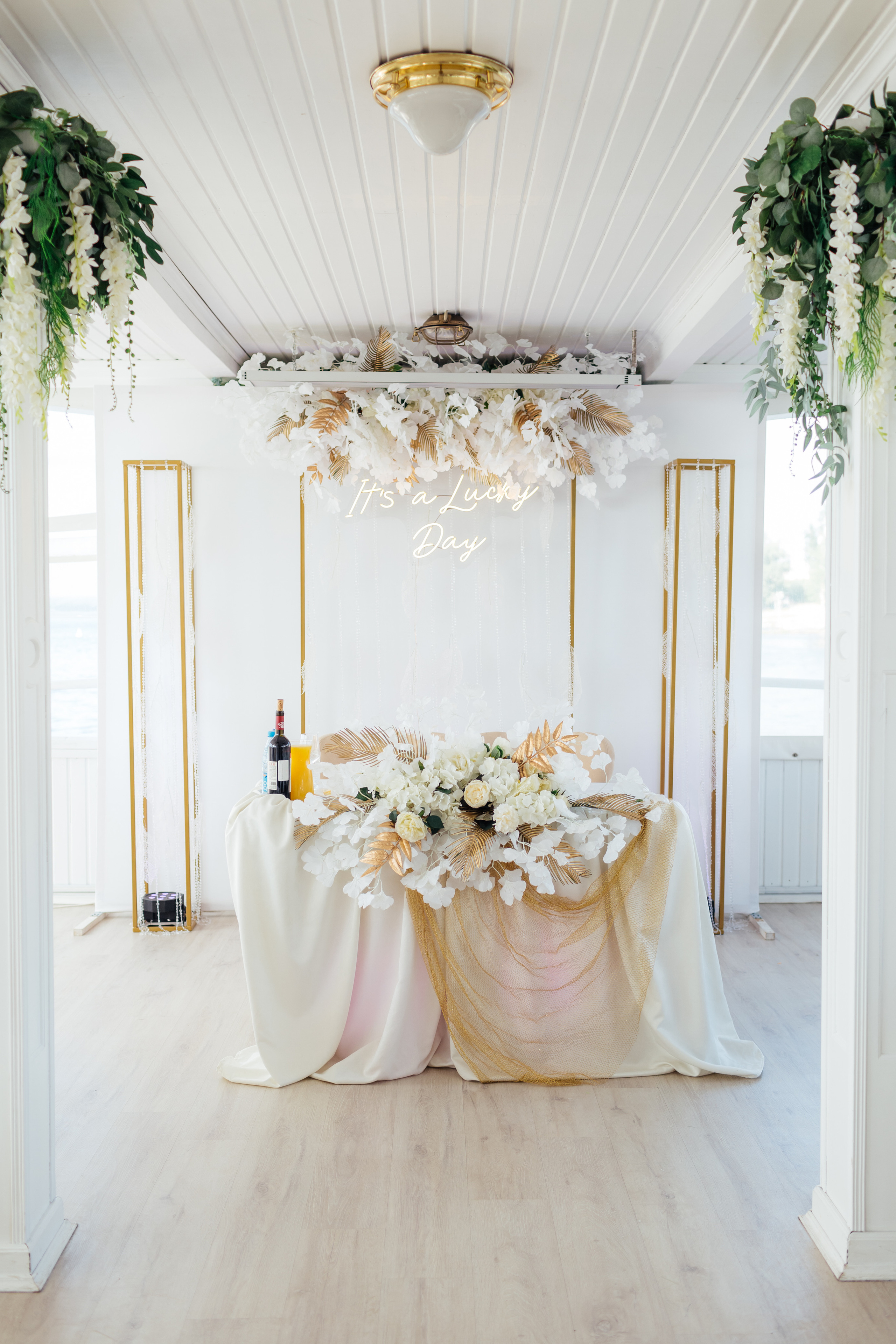 Свадебная фотосессия ресторан Белуга. Свадебный и семейный фотограф в Самаре Грибцова Людмила