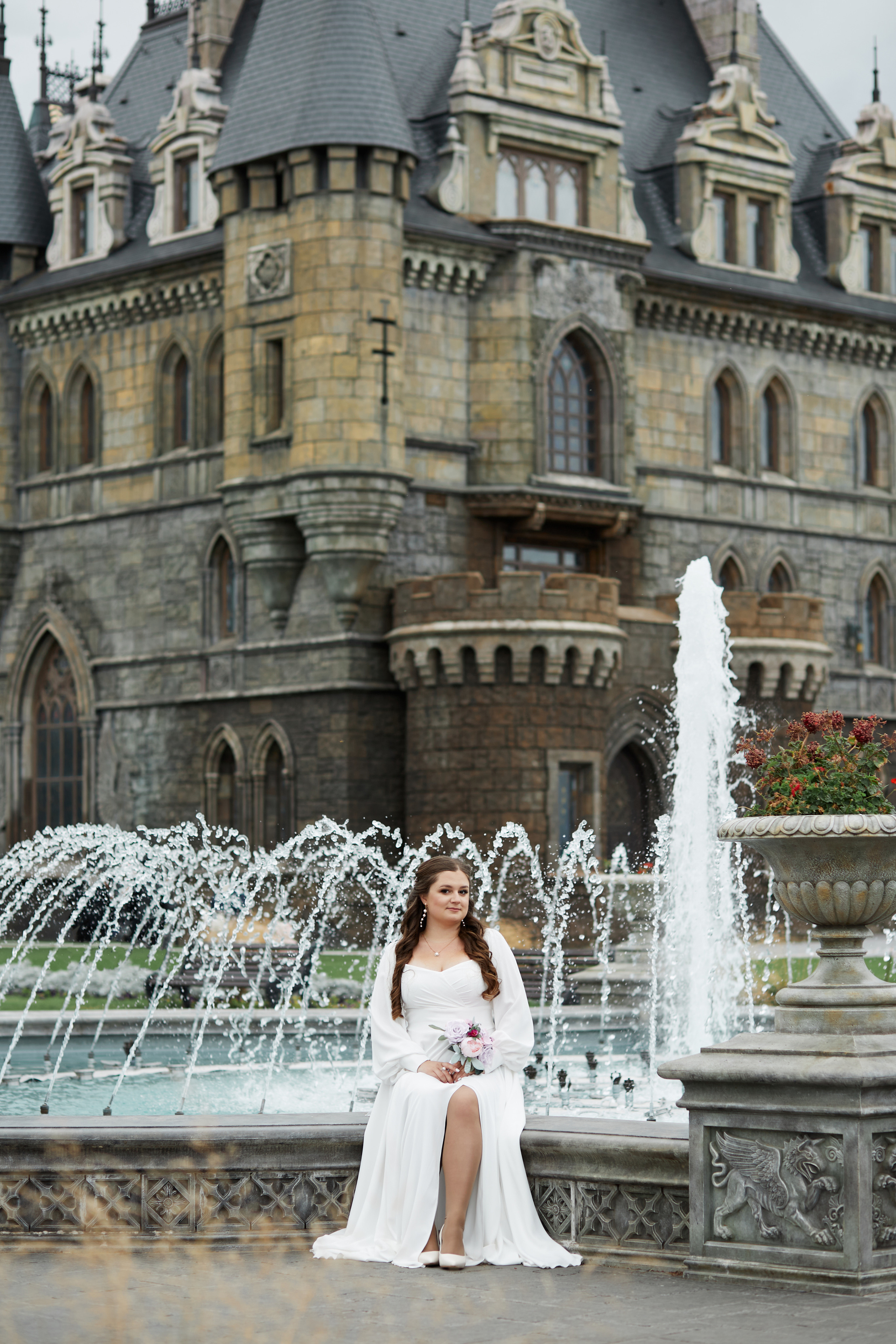 Свадебная фотосессия замок Гарибальди. Свадебный и семейный фотограф в Самаре Грибцова Людмила