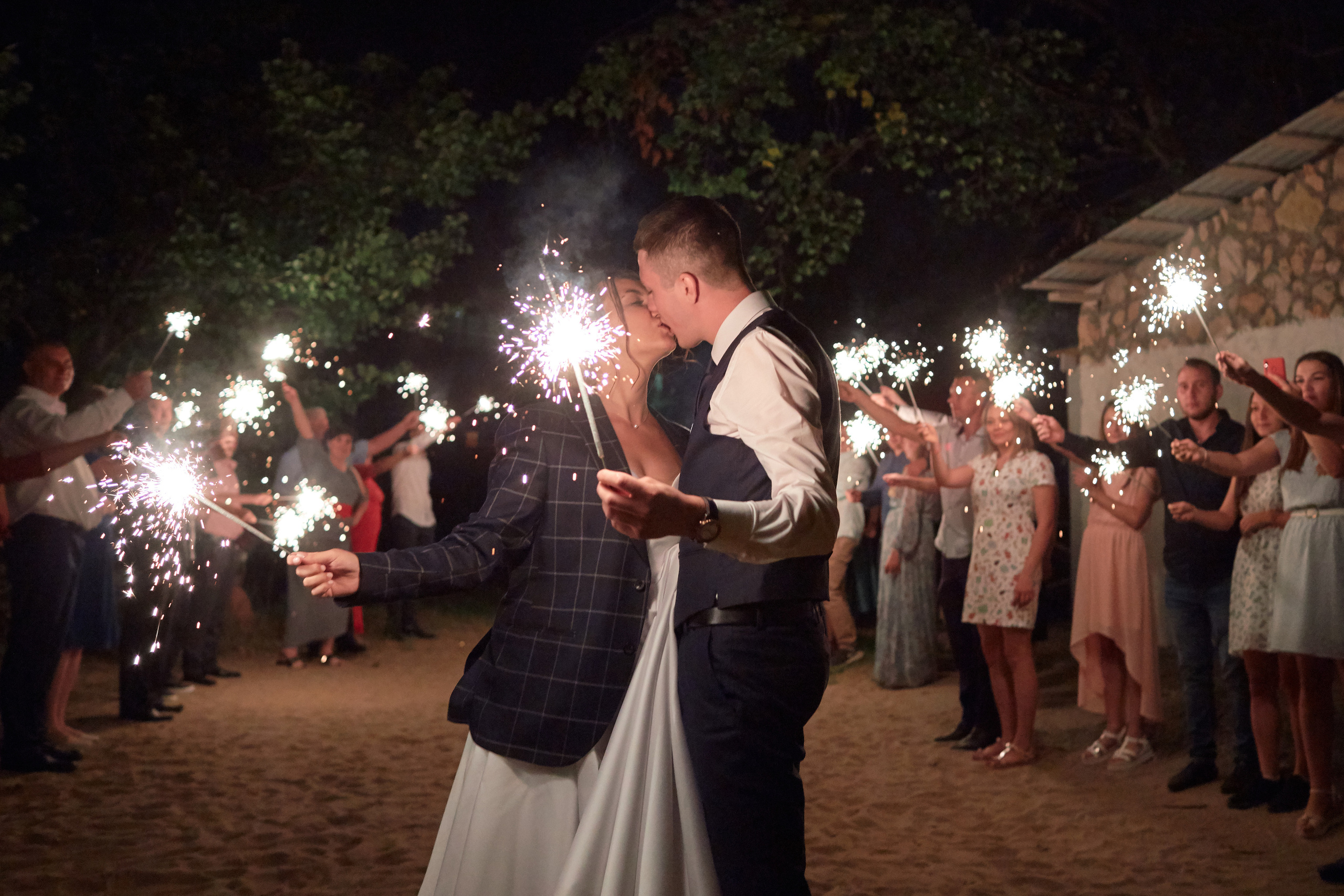 Свадебная фотосессия парк-отель «Золотой берег». Свадебный и семейный фотограф в Самаре Грибцова Людмила