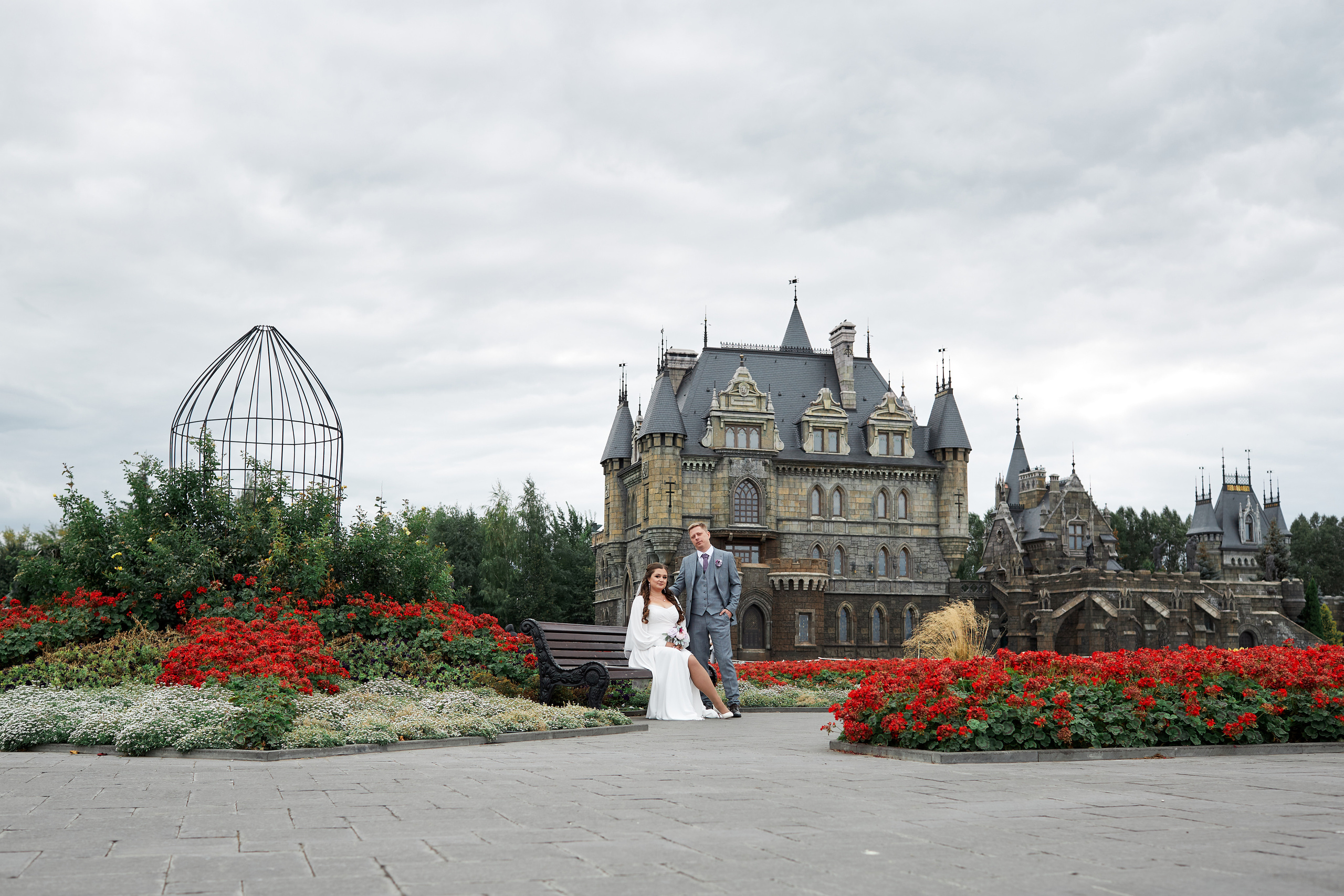Свадебная фотосессия замок Гарибальди. Свадебный и семейный фотограф в Самаре Грибцова Людмила