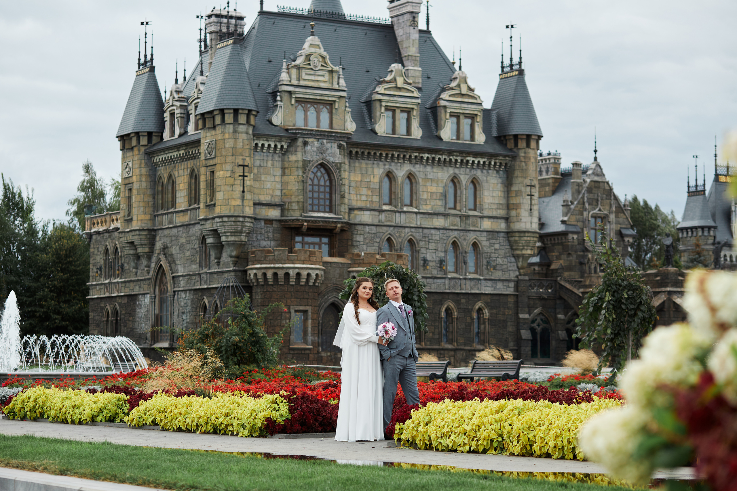 Свадебная фотосессия замок Гарибальди. Свадебный и семейный фотограф в Самаре Грибцова Людмила