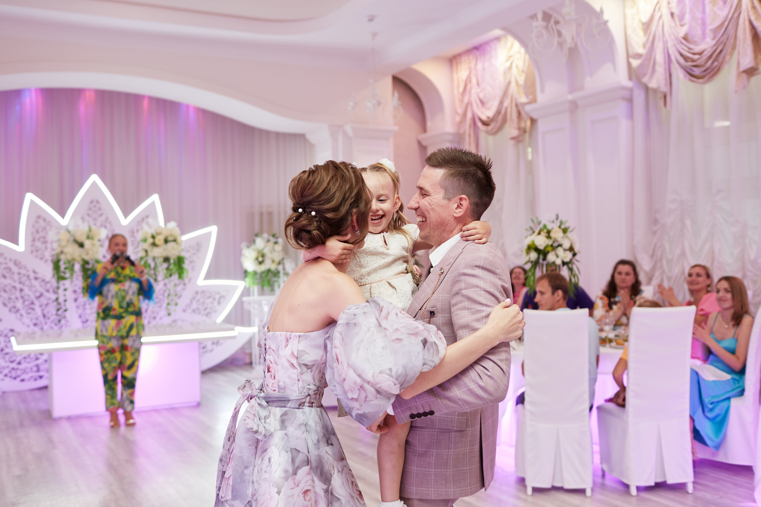 Фотосъёмка юбилея, банкетный зал «Променад». Свадебный и семейный фотограф в Самаре Грибцова Людмила