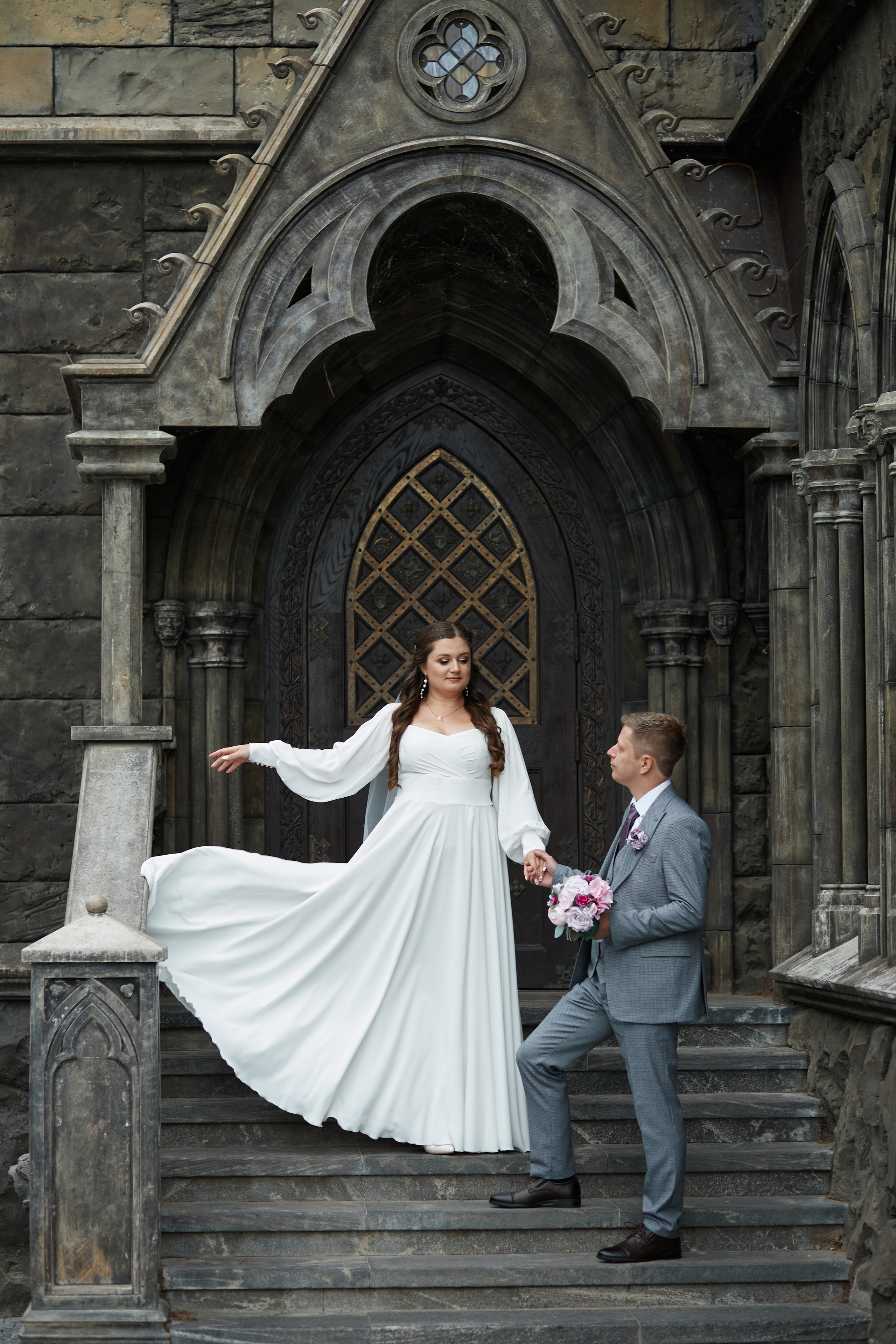 Свадебная фотосессия замок Гарибальди. Свадебный и семейный фотограф в Самаре Грибцова Людмила