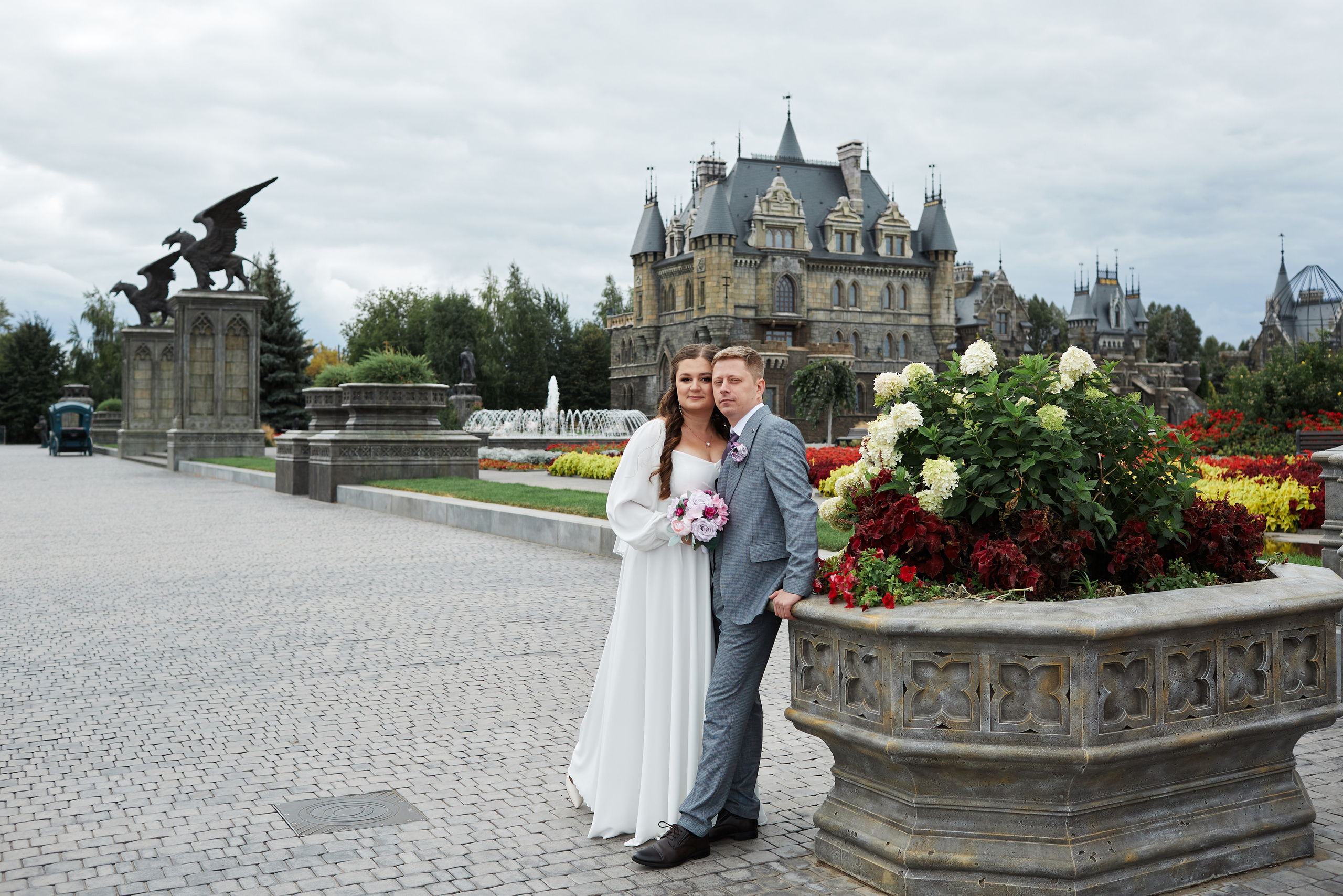 Свадебная фотосессия замок Гарибальди. Свадебный и семейный фотограф в Самаре Грибцова Людмила
