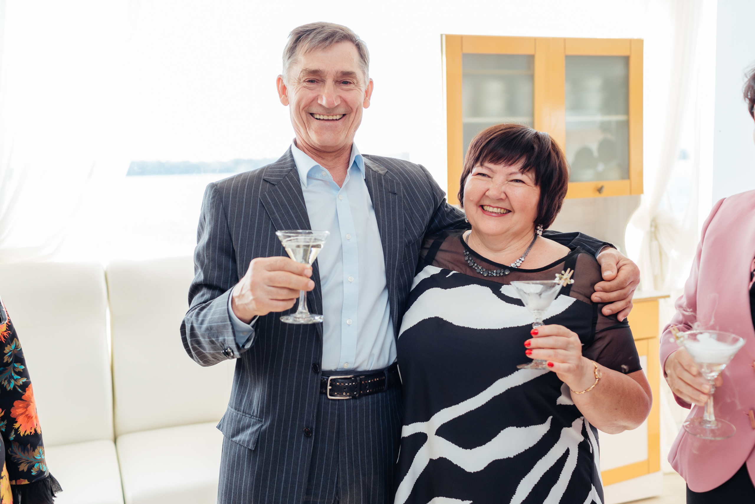 Свадебная фотосессия ресторан Белуга. Свадебный и семейный фотограф в Самаре Грибцова Людмила