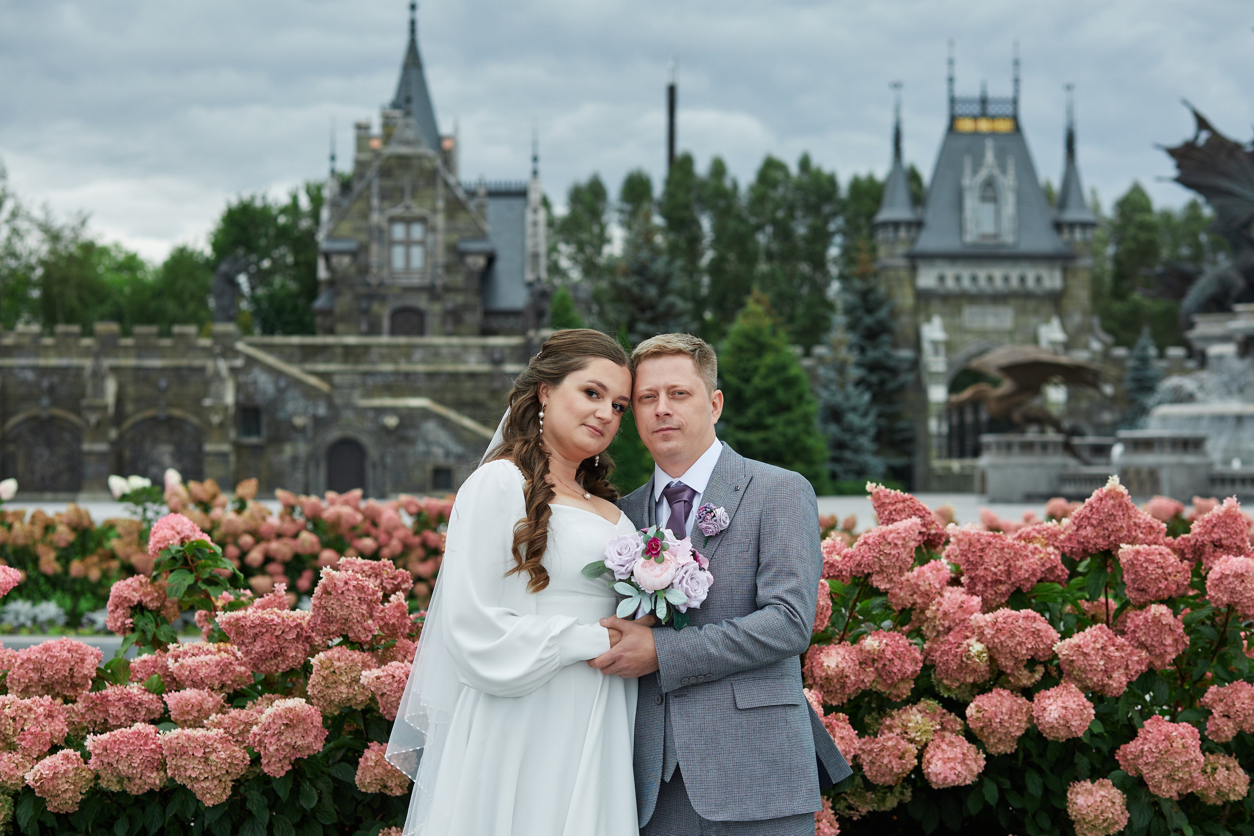 Свадебная фотосессия замок Гарибальди. Свадебный и семейный фотограф в Самаре Грибцова Людмила