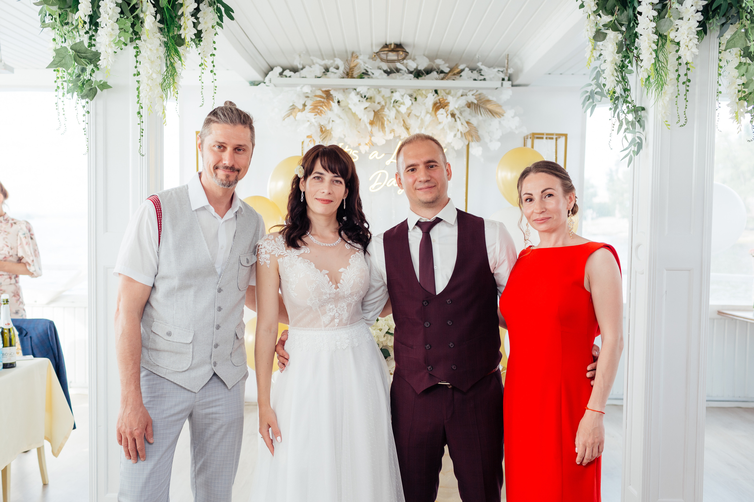 Свадебная фотосессия ресторан Белуга. Свадебный и семейный фотограф в Самаре Грибцова Людмила