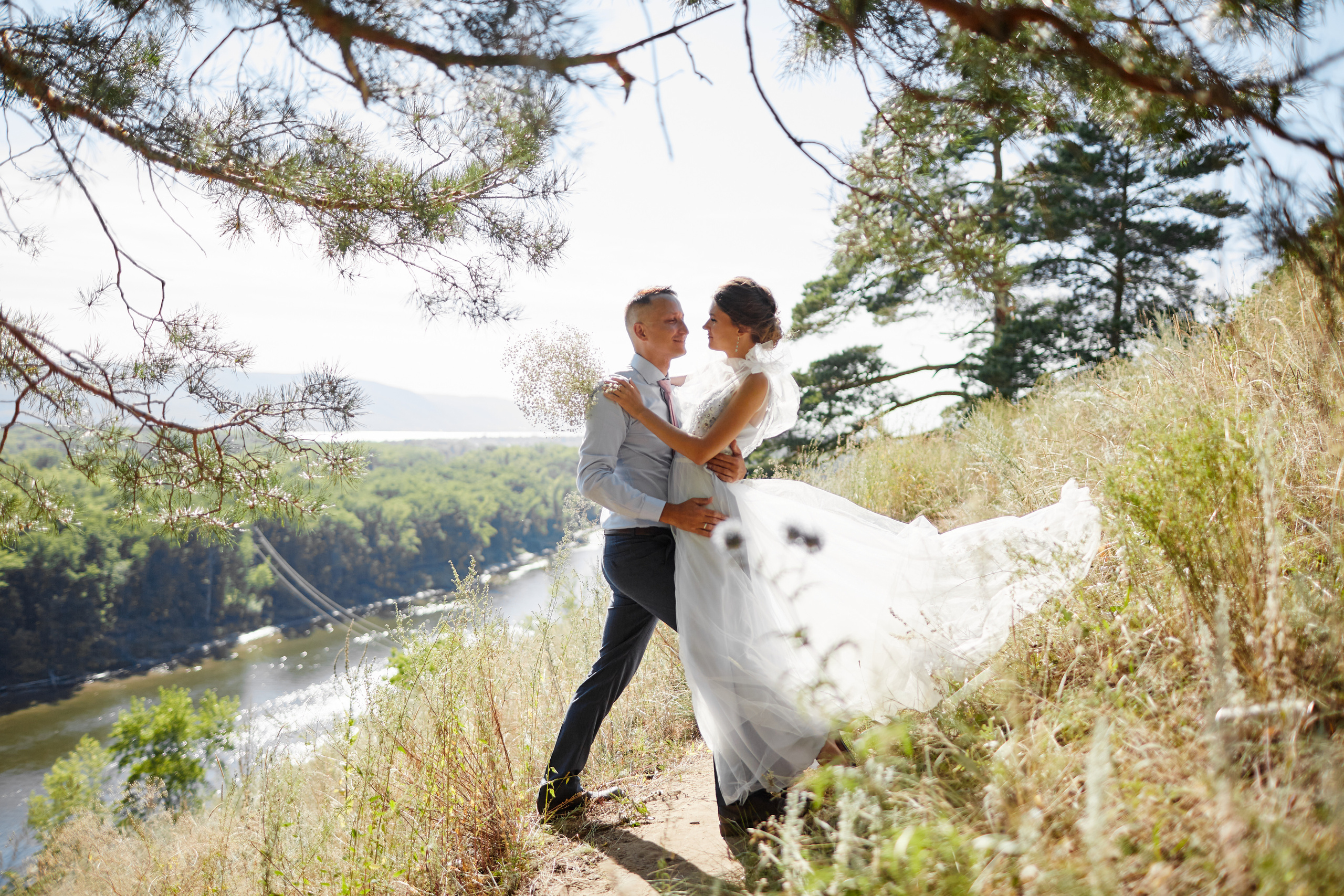 Свадебная фотосессия парк-отель Солнечный. Свадебный и семейный фотограф в Самаре Грибцова Людмила