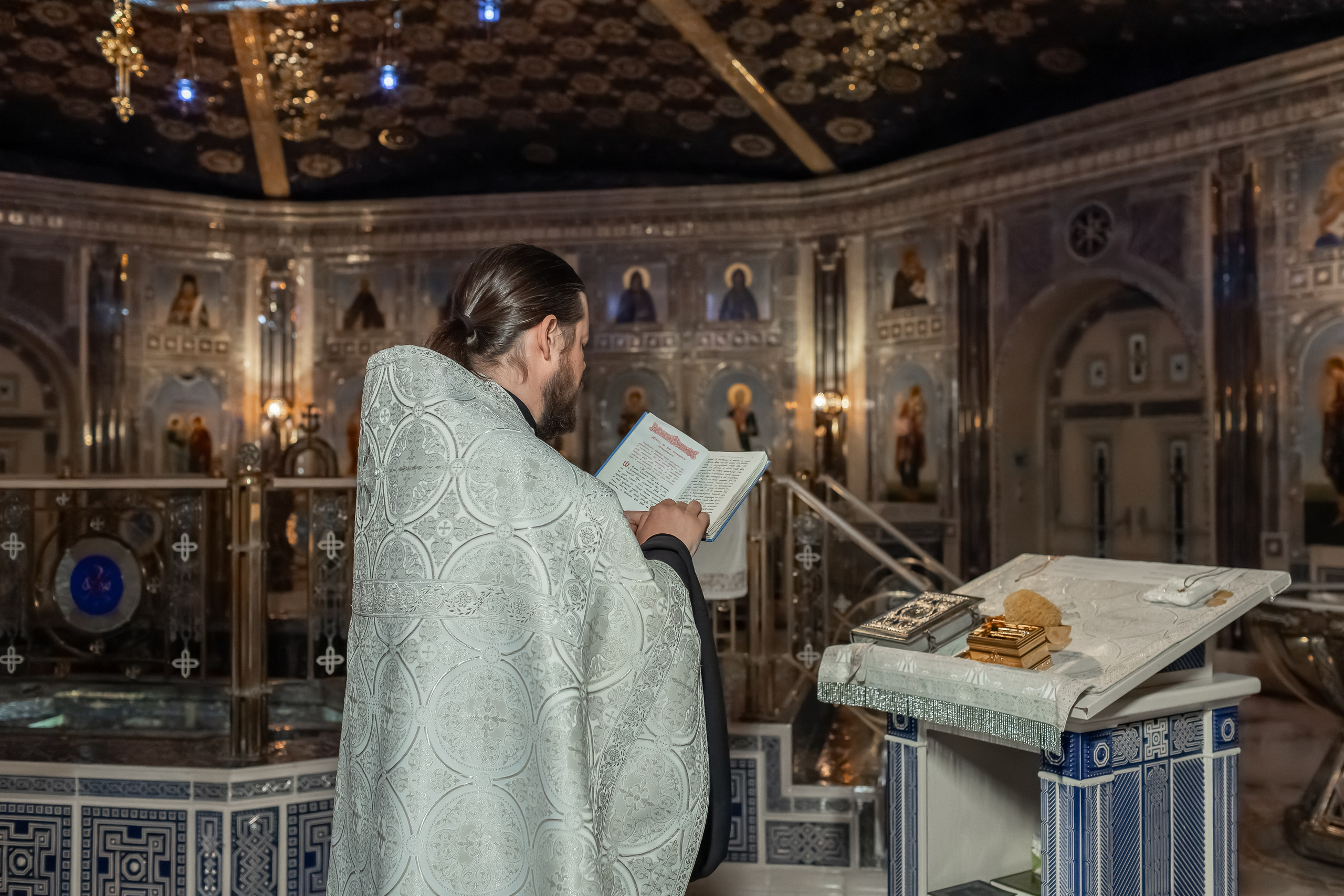Крещение в Храме Вооруженных Сил России. Профессиональный фотограф в Москве и Мо Мария Шантарёва
